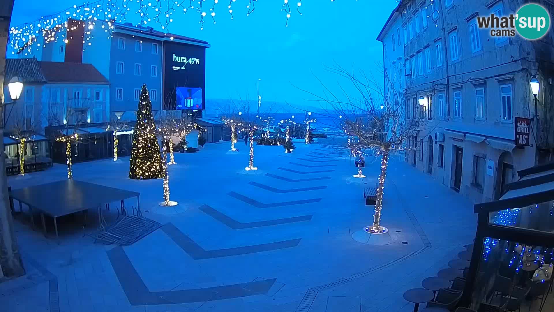 Centro de la ciudad de Senj – plaza Pavlin – Live Cam Dalmacia