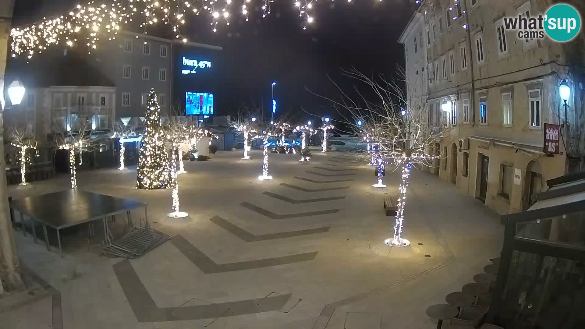 Centro de la ciudad de Senj – plaza Pavlin – Live Cam Dalmacia