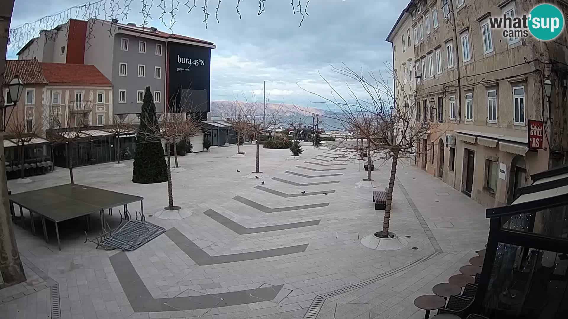 Zentrum der Stadt Senj – Pavlin platz – Live Cam Dalmatia