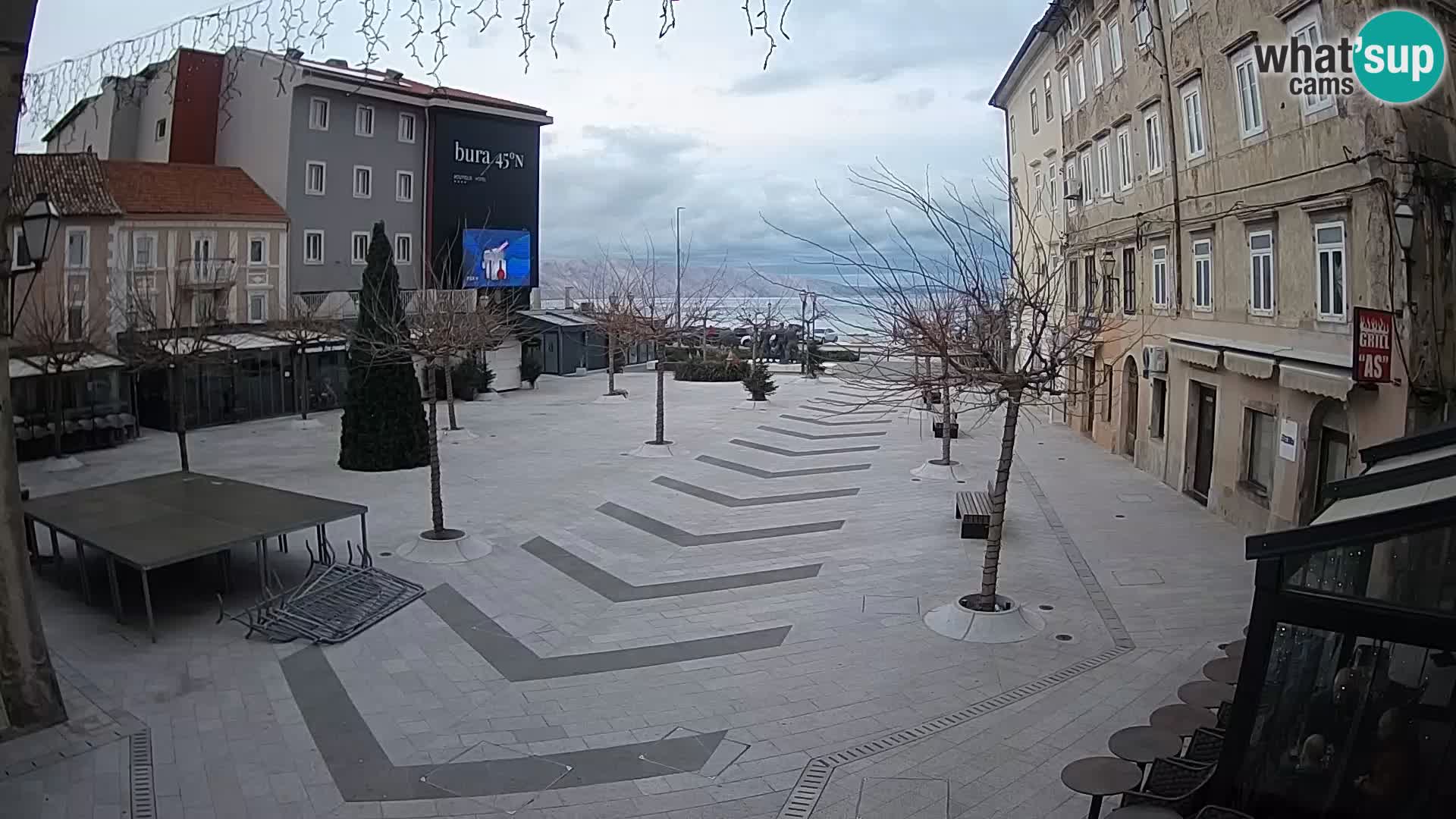 Center mesta Senj – Pavlinski trg – spletne kamere Dalmacija