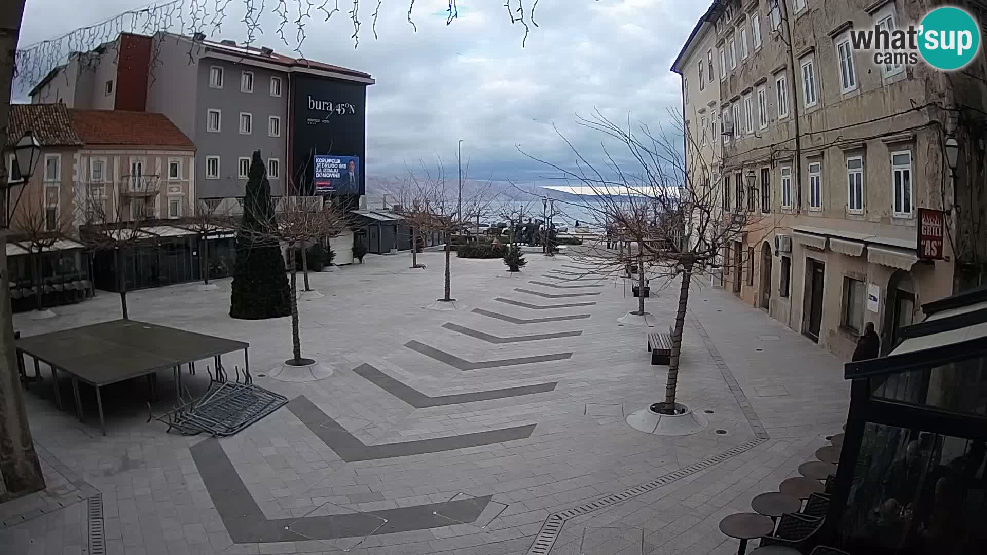 Centro de la ciudad de Senj – plaza Pavlin – Live Cam Dalmacia