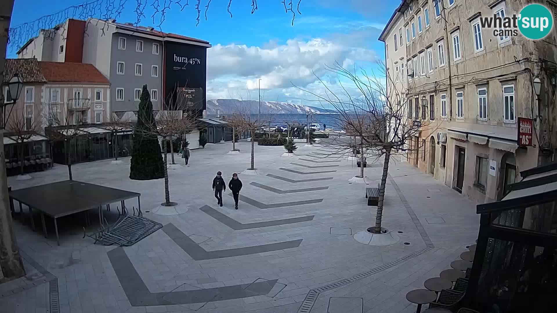 Centro de la ciudad de Senj – plaza Pavlin – Live Cam Dalmacia