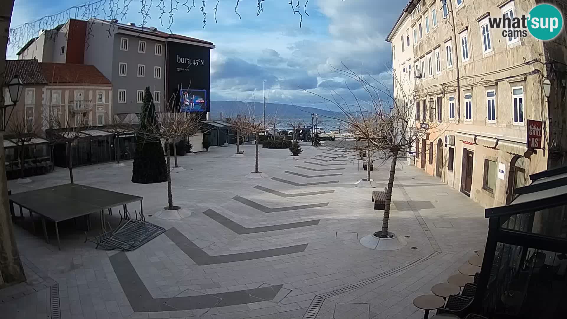 Centre de la ville de Senj – Place Pavlin – Live Cam Dalmatie