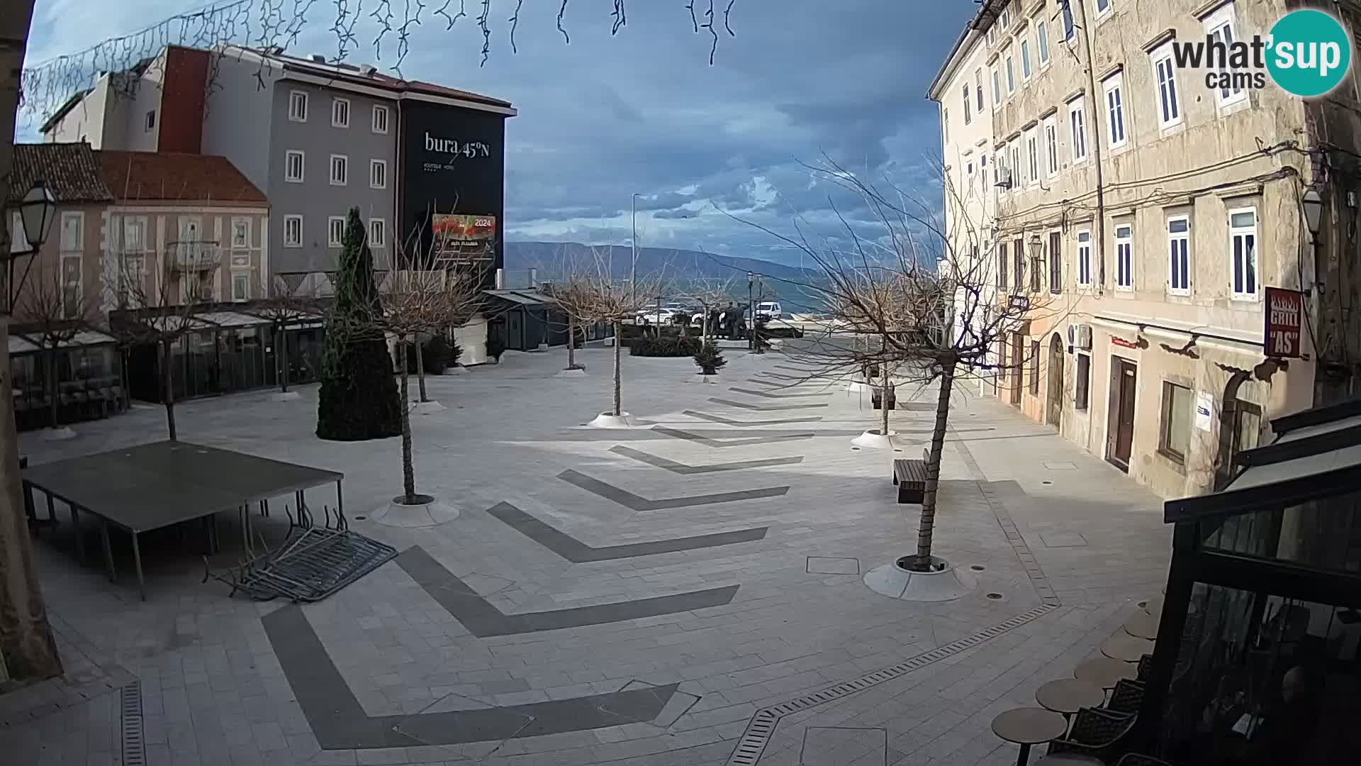 Center of Senj city – Pavlin square – Live Cam Dalmatia