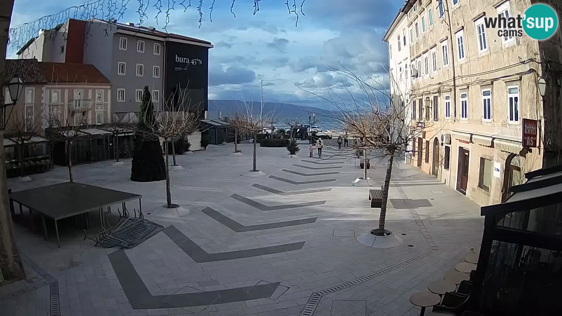 Centre de la ville de Senj – Place Pavlin – Live Cam Dalmatie