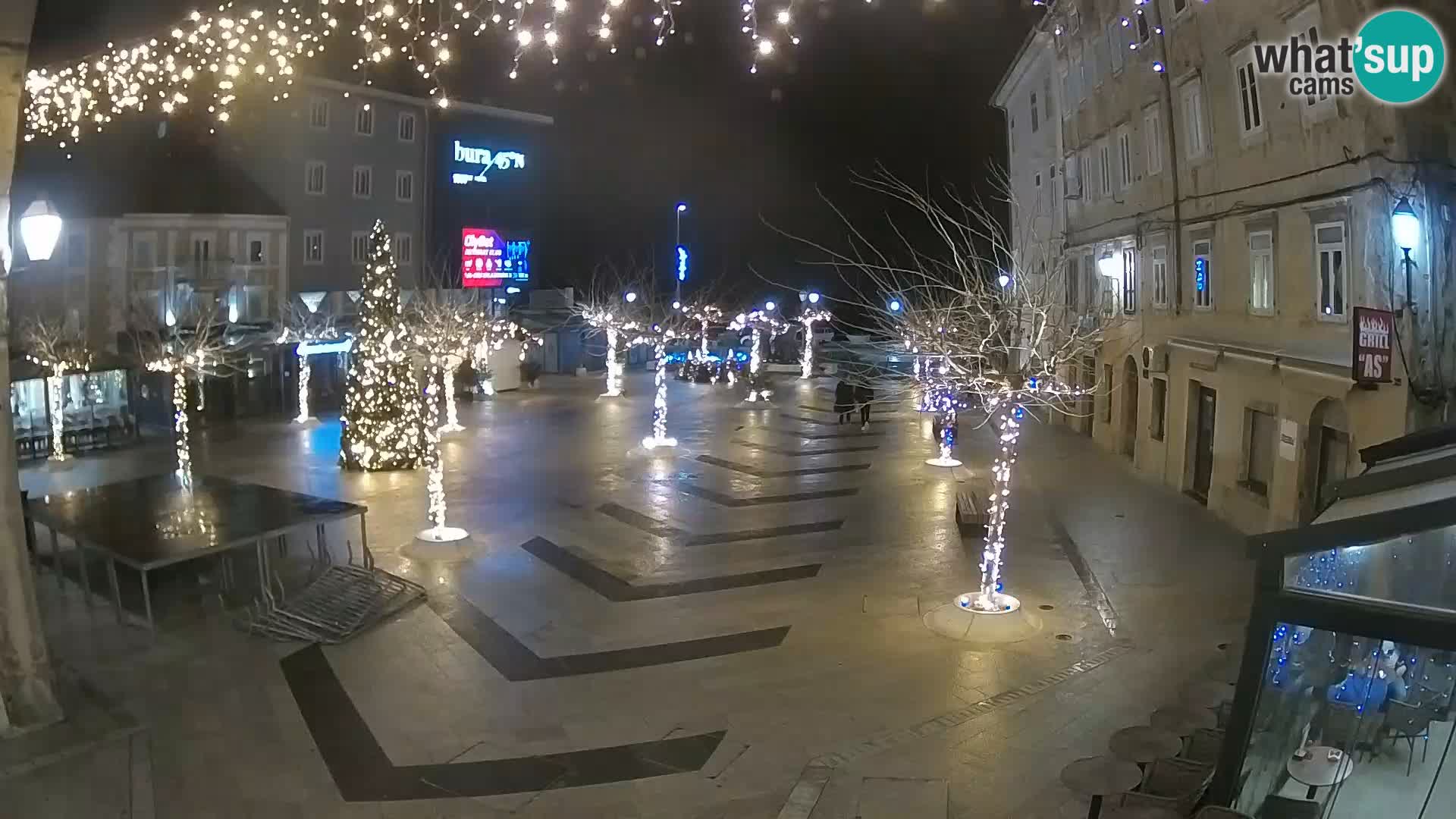 Zentrum der Stadt Senj – Pavlin platz – Live Cam Dalmatia