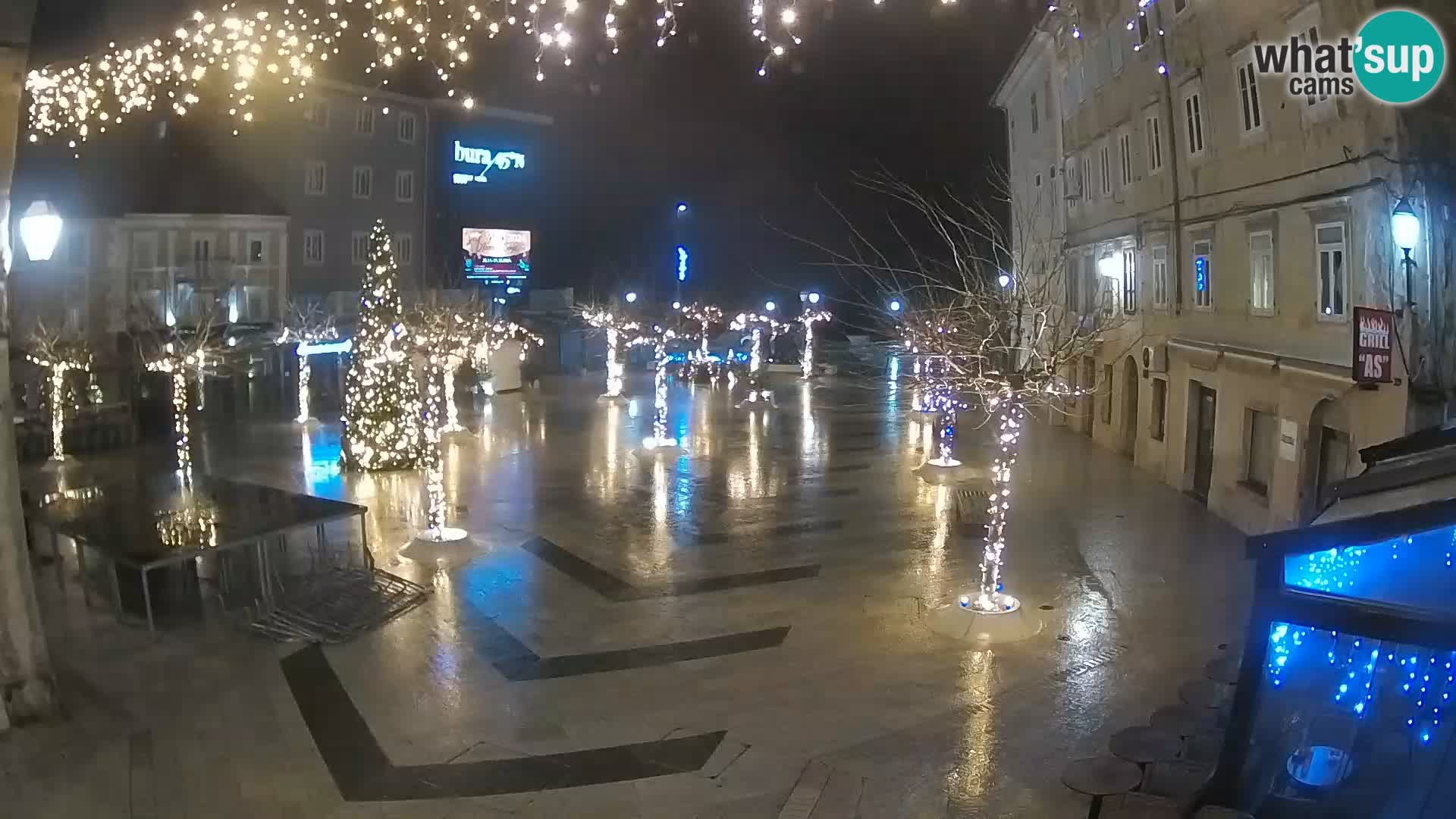 Zentrum der Stadt Senj – Pavlin platz – Live Cam Dalmatia