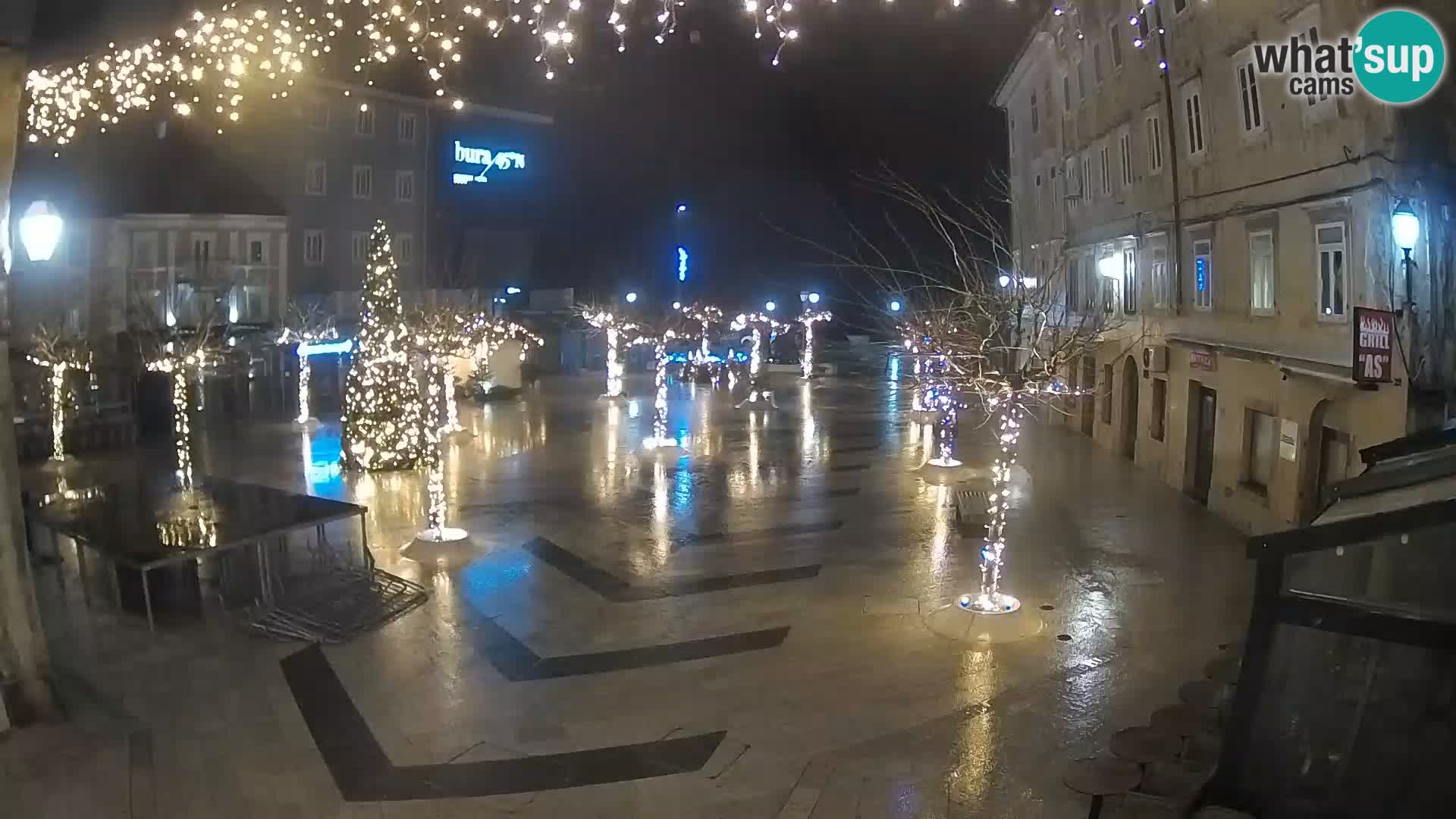 Zentrum der Stadt Senj – Pavlin platz – Live Cam Dalmatia