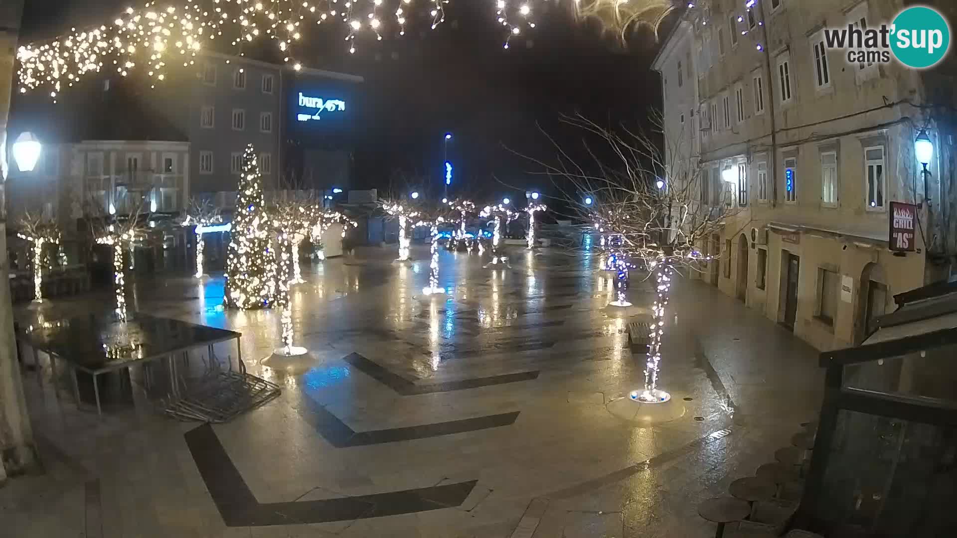 Centro de la ciudad de Senj – plaza Pavlin – Live Cam Dalmacia