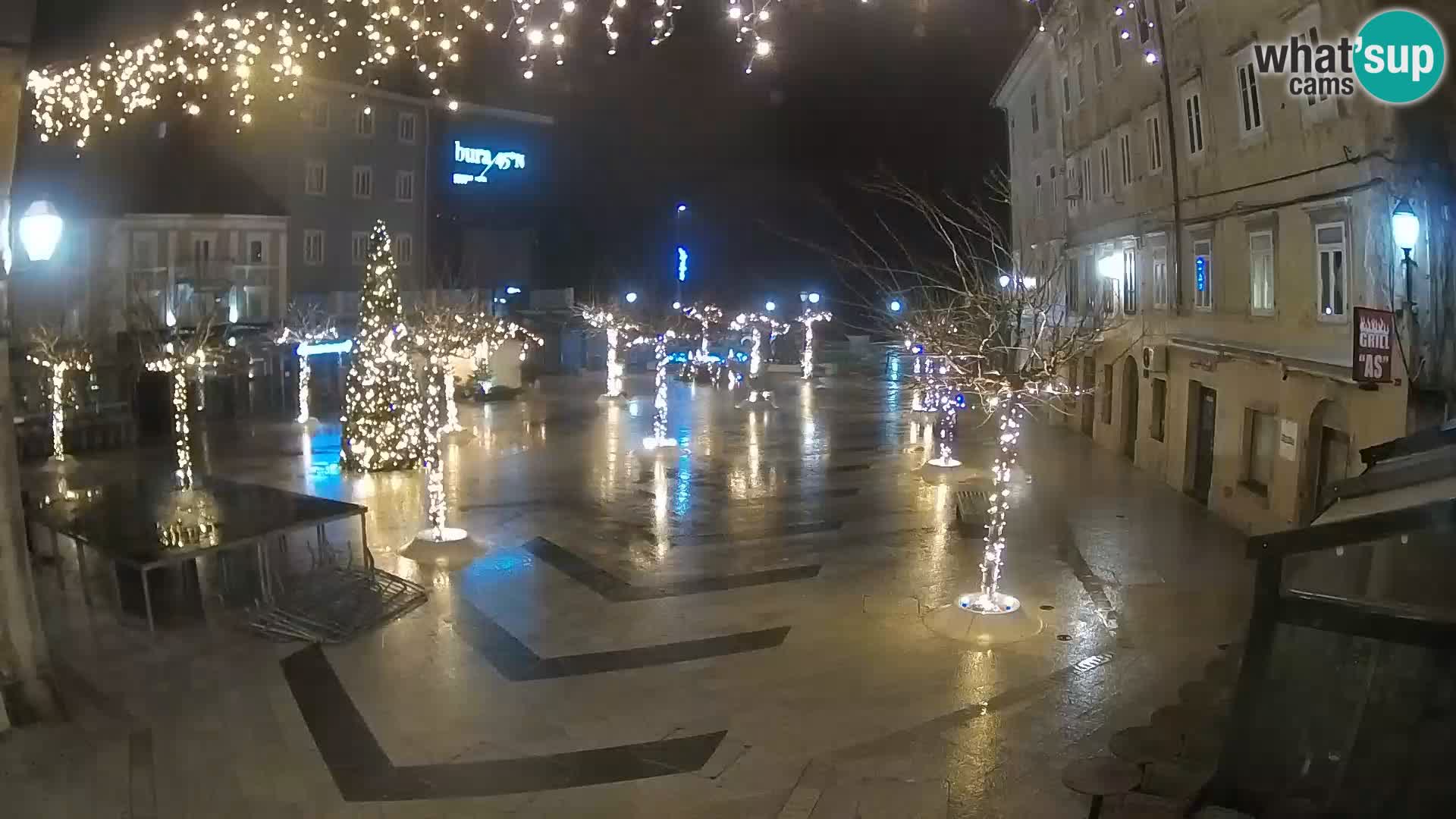 Center of Senj city – Pavlin square – Live Cam Dalmatia