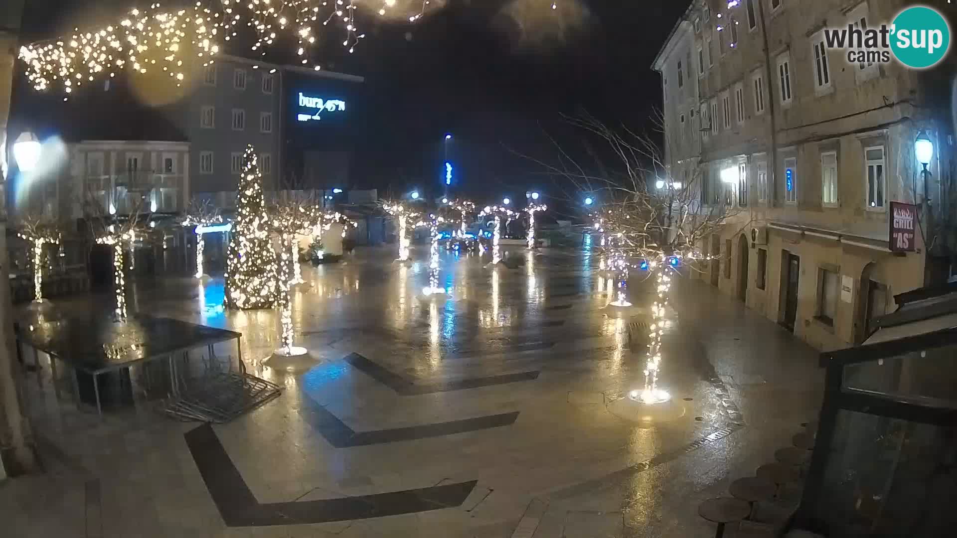 Centro de la ciudad de Senj – plaza Pavlin – Live Cam Dalmacia