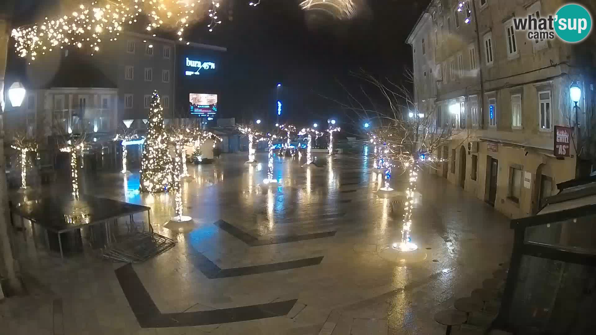 Centro de la ciudad de Senj – plaza Pavlin – Live Cam Dalmacia