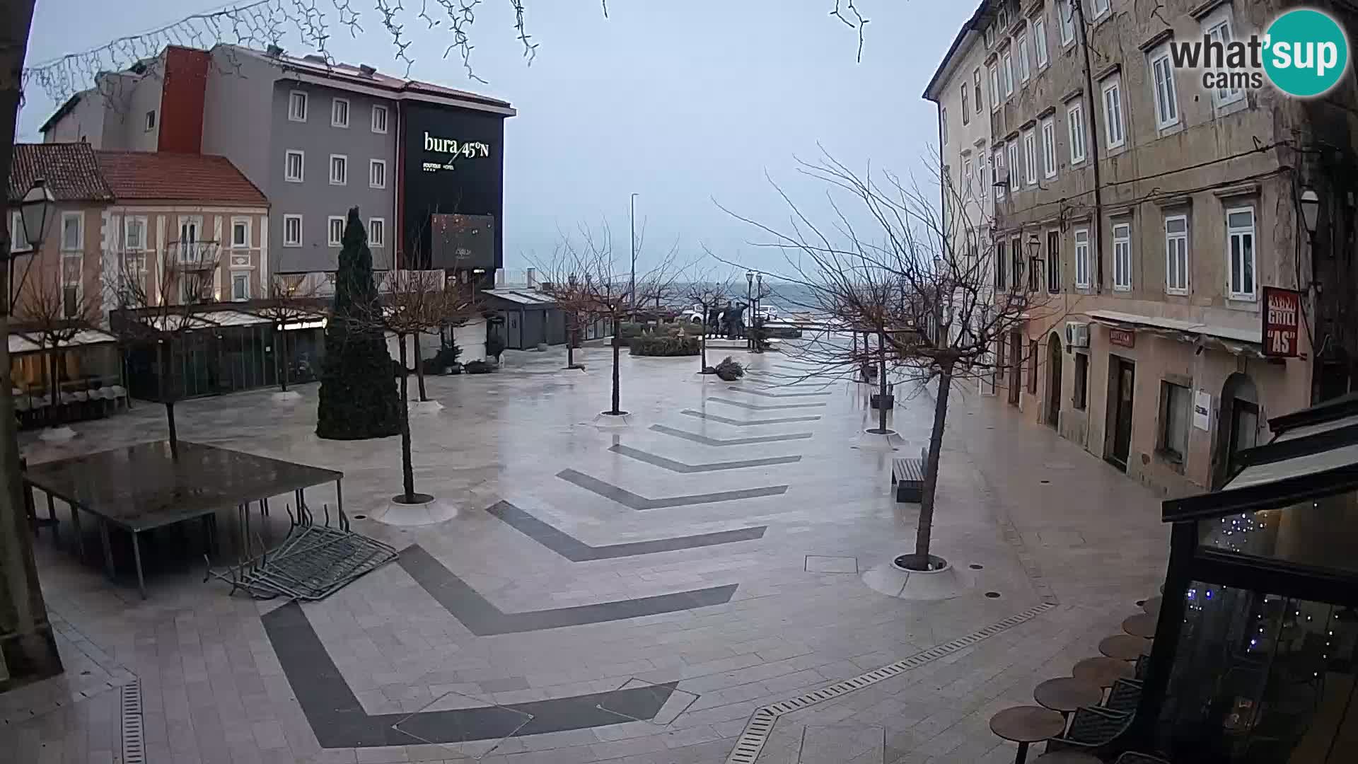 Center of Senj city – Pavlin square – Live Cam Dalmatia