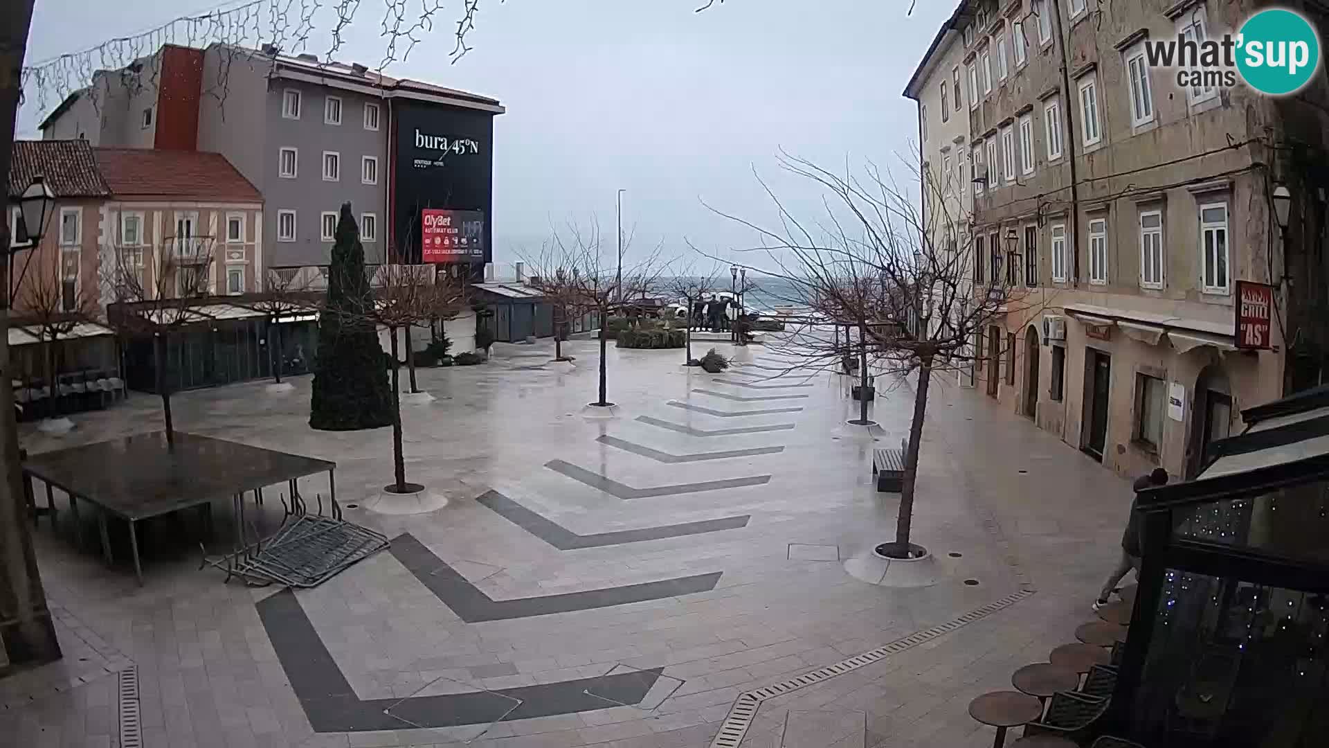 Centre de la ville de Senj – Place Pavlin – Live Cam Dalmatie