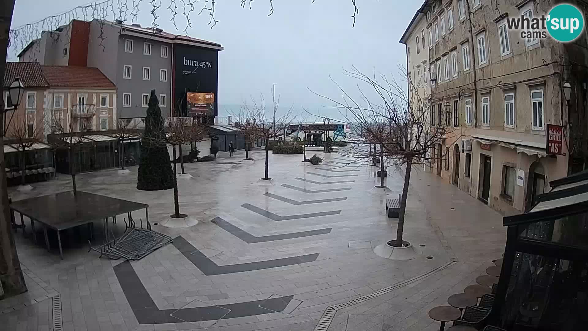 Center of Senj city – Pavlin square – Live Cam Dalmatia