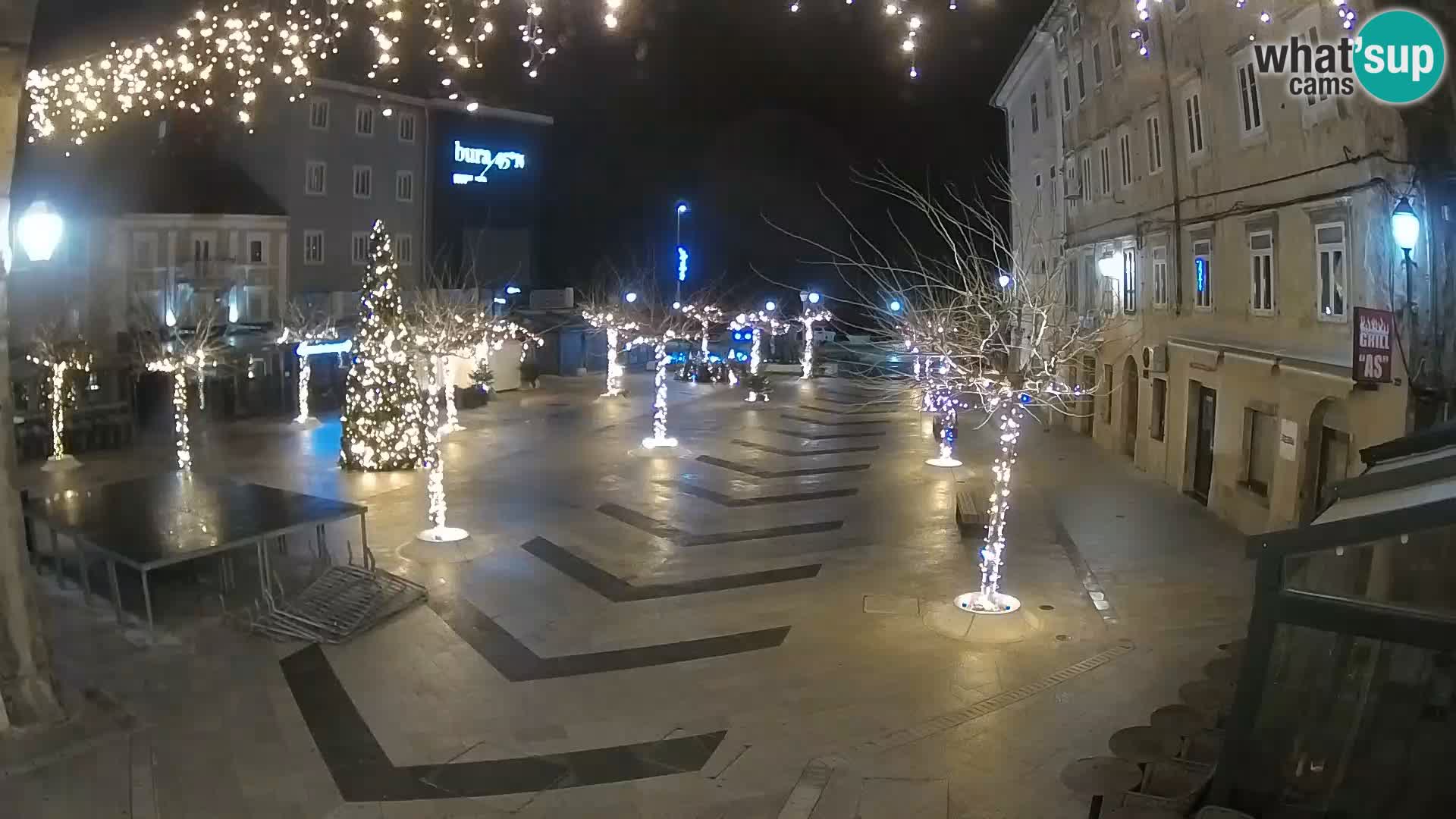 Centro de la ciudad de Senj – plaza Pavlin – Live Cam Dalmacia