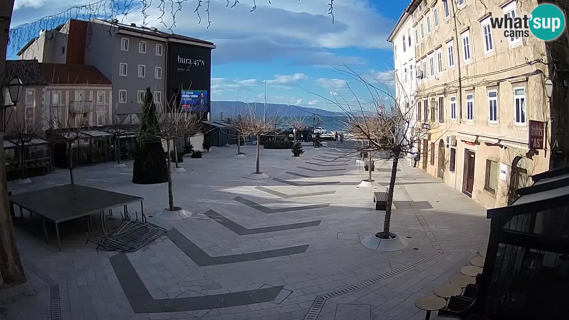 Center of Senj city – Pavlin square – Live Cam Dalmatia