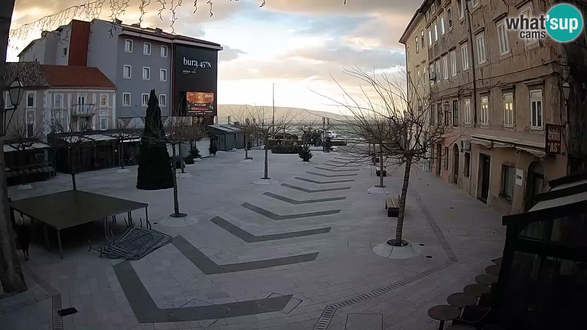 Centre de la ville de Senj – Place Pavlin – Live Cam Dalmatie