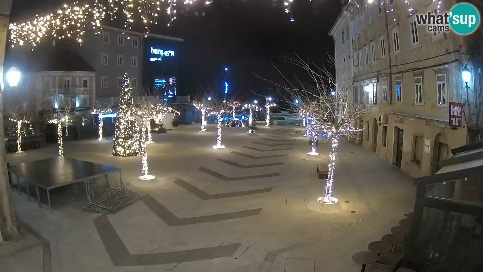 Zentrum der Stadt Senj – Pavlin platz – Live Cam Dalmatia