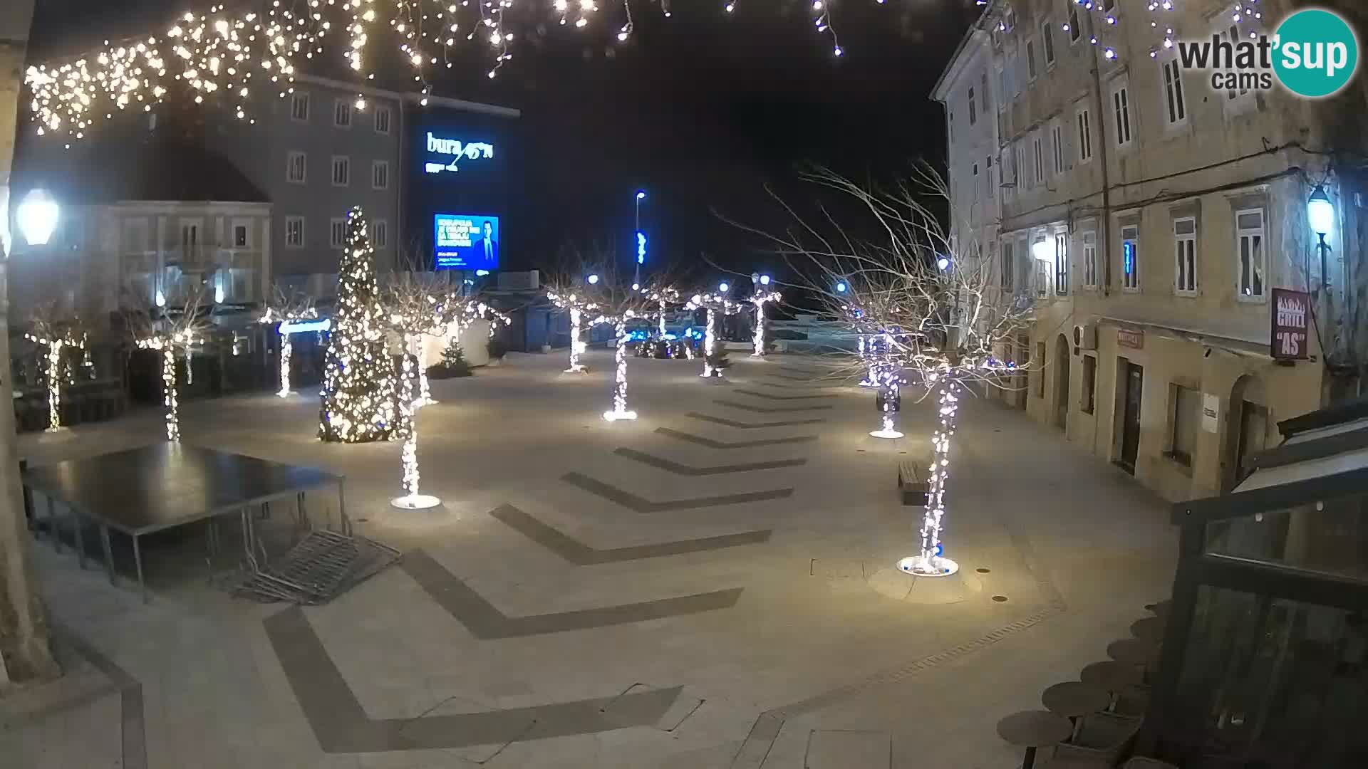 Zentrum der Stadt Senj – Pavlin platz – Live Cam Dalmatia