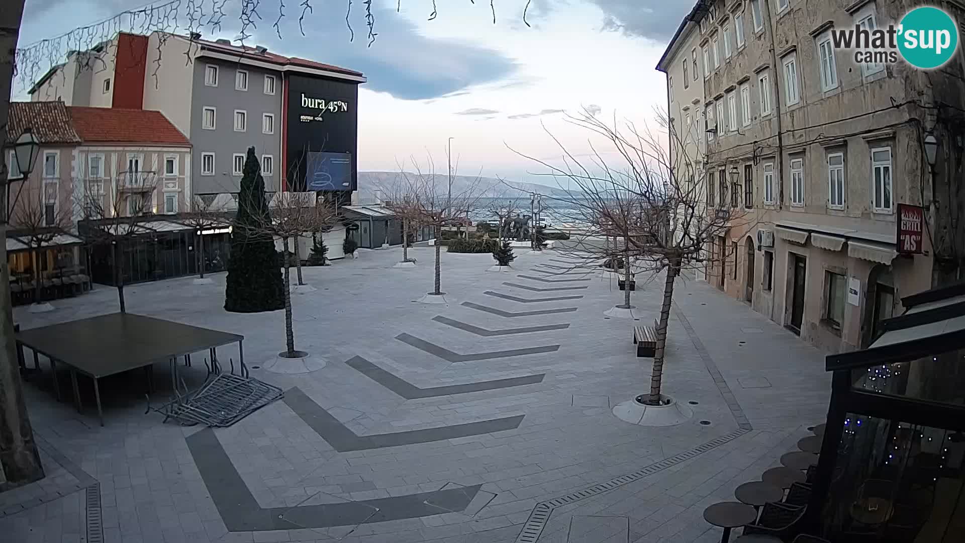 Centre de la ville de Senj – Place Pavlin – Live Cam Dalmatie