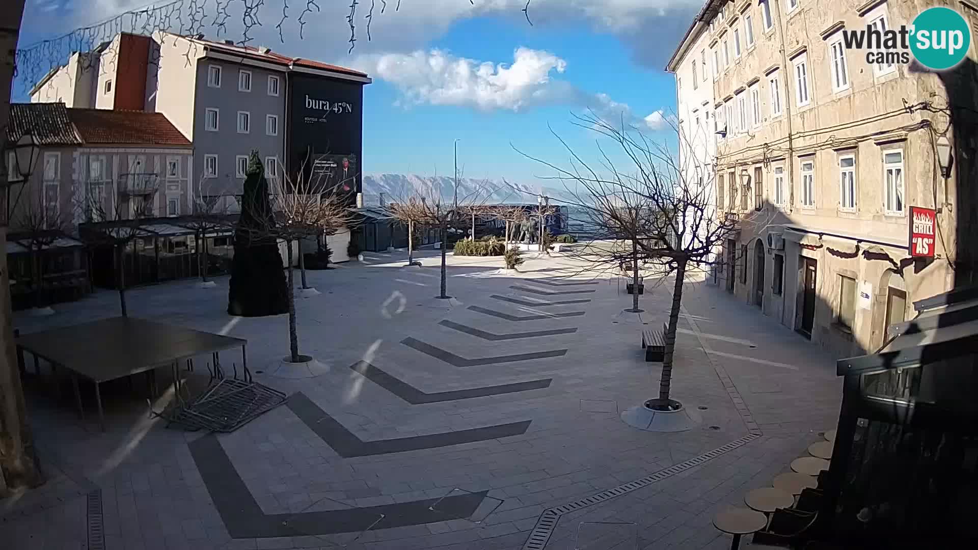 Center of Senj city – Pavlin square – Live Cam Dalmatia