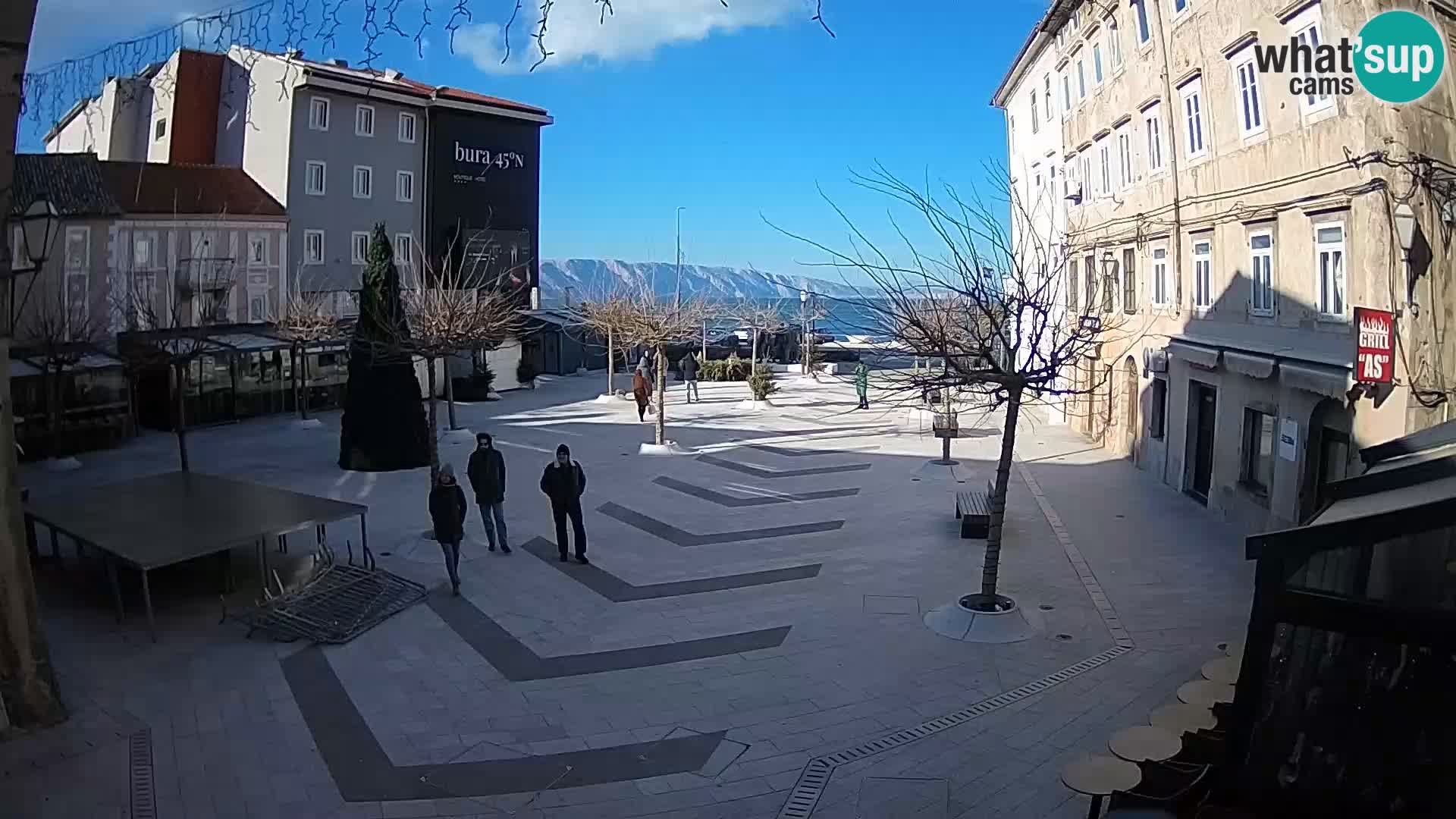 Centre de la ville de Senj – Place Pavlin – Live Cam Dalmatie