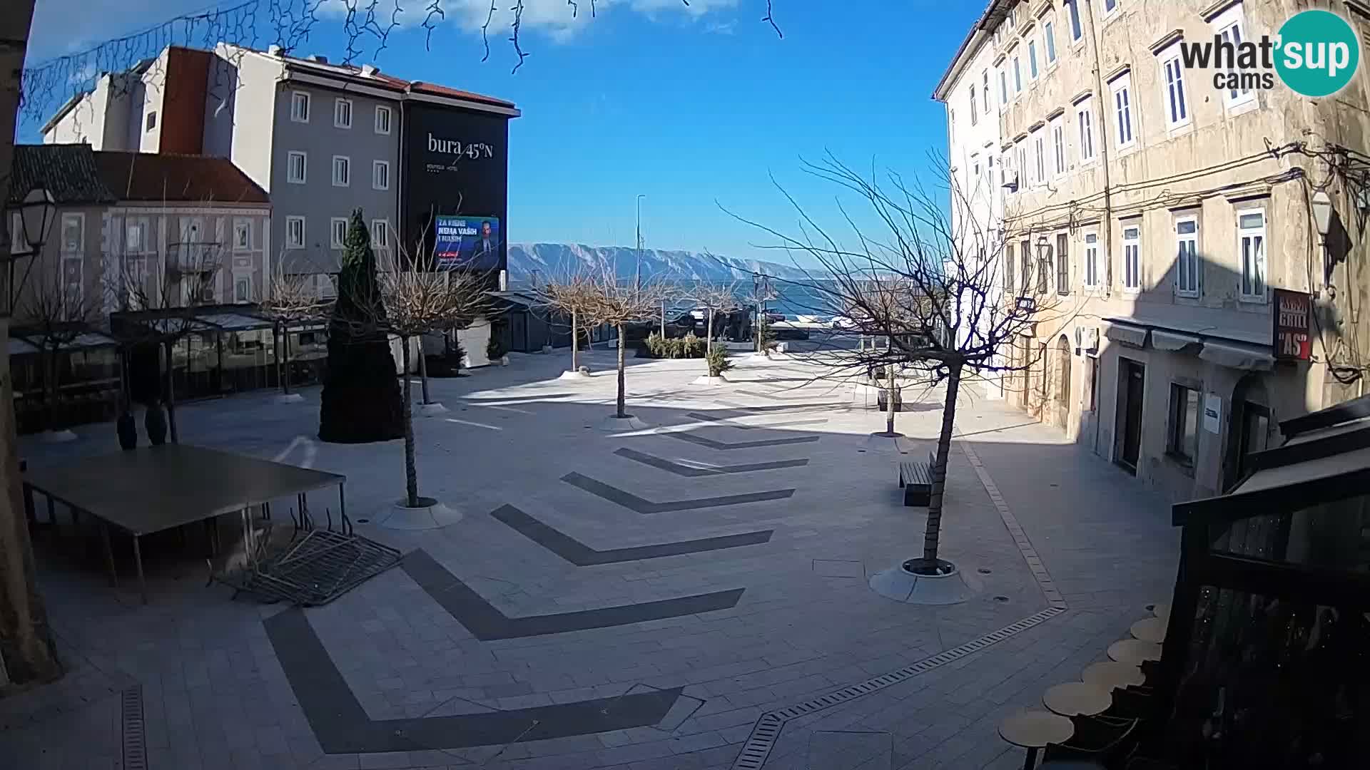 Centre de la ville de Senj – Place Pavlin – Live Cam Dalmatie