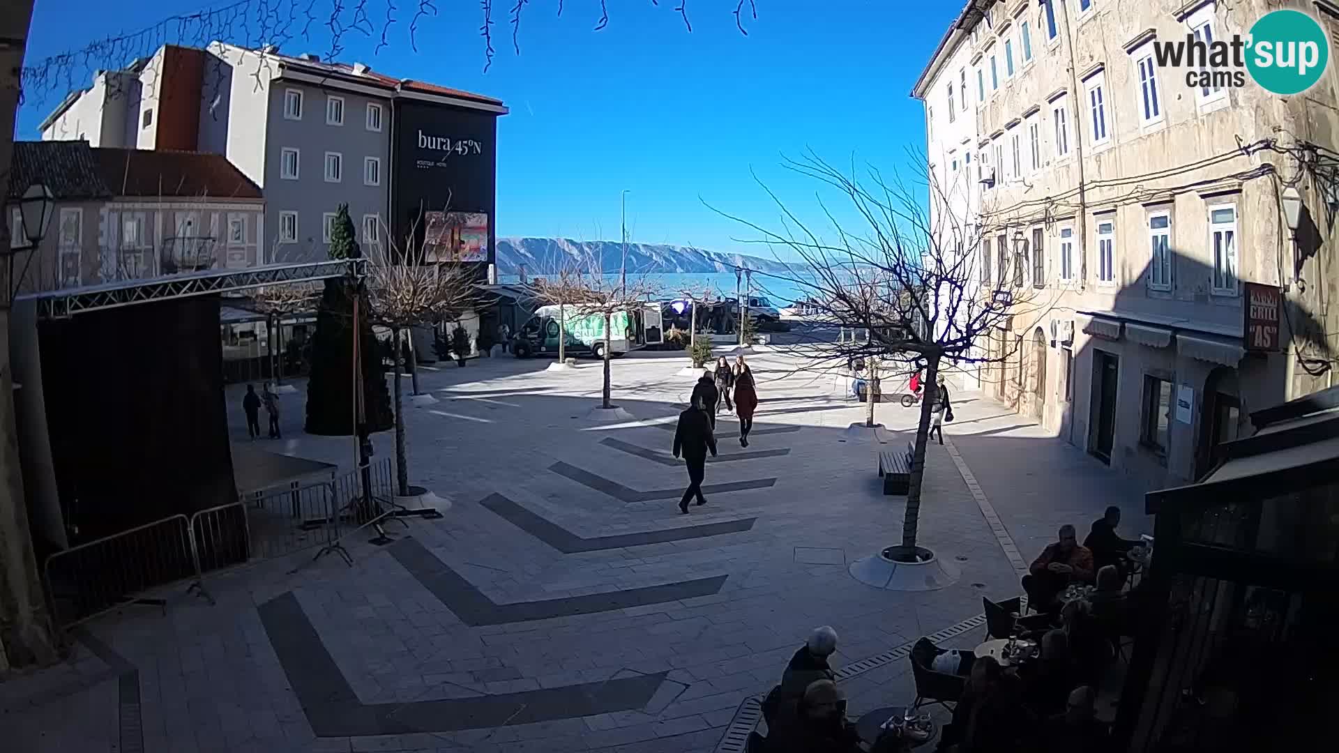 Centro de la ciudad de Senj – plaza Pavlin – Live Cam Dalmacia