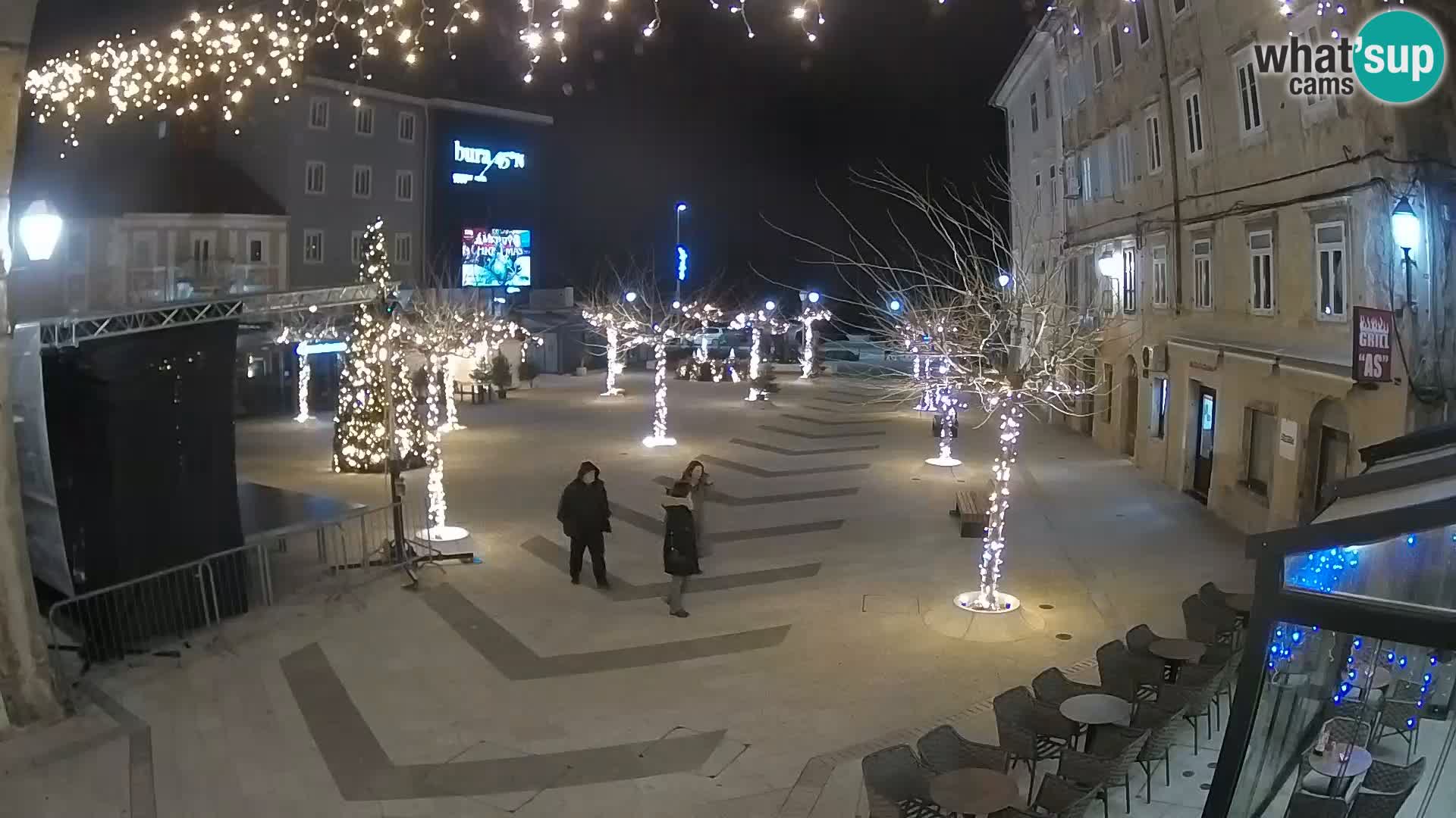 Zentrum der Stadt Senj – Pavlin platz – Live Cam Dalmatia