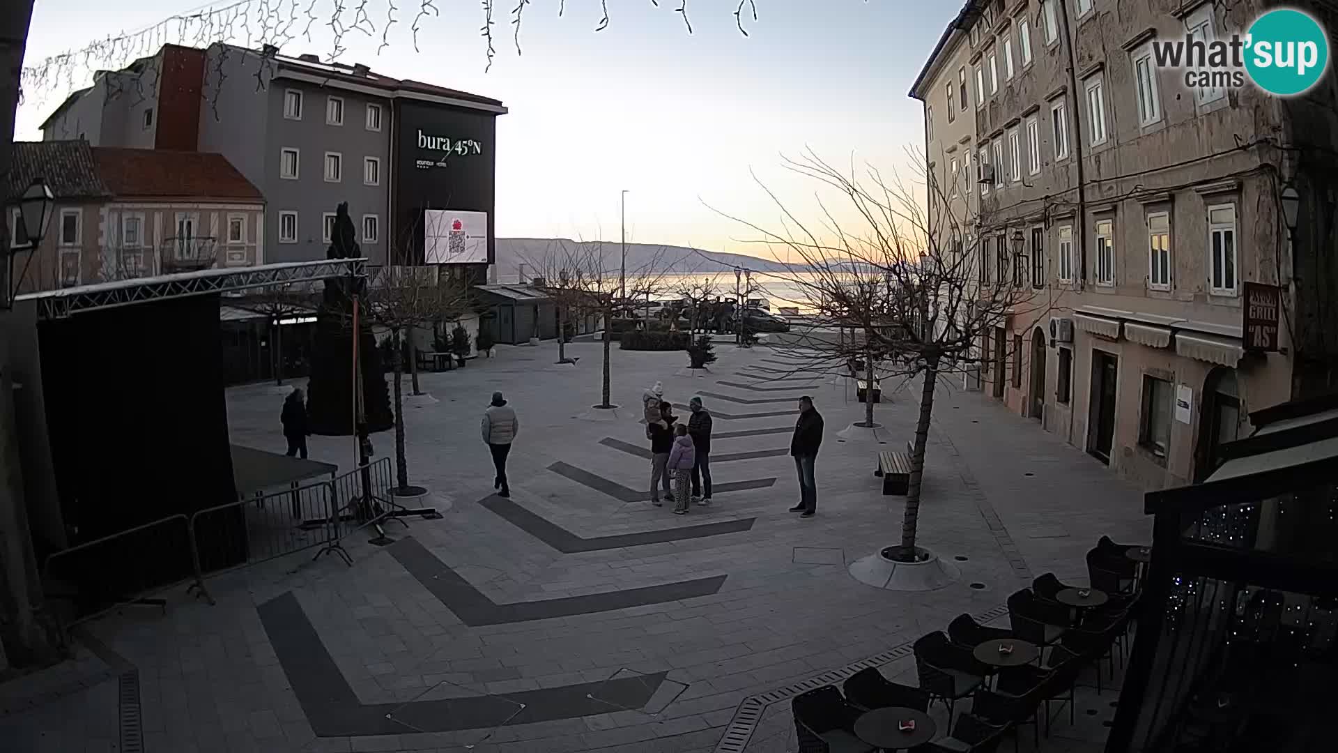 Centro de la ciudad de Senj – plaza Pavlin – Live Cam Dalmacia