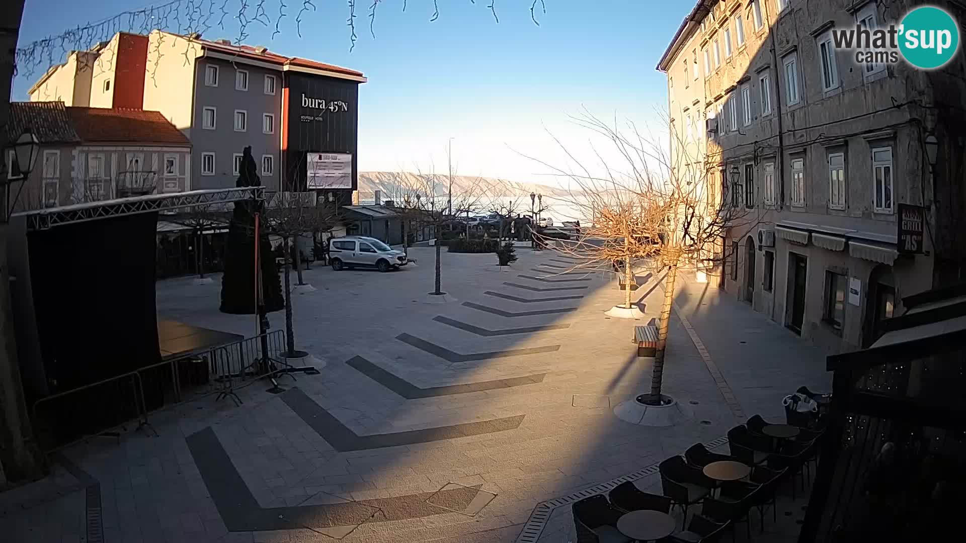 Centro de la ciudad de Senj – plaza Pavlin – Live Cam Dalmacia