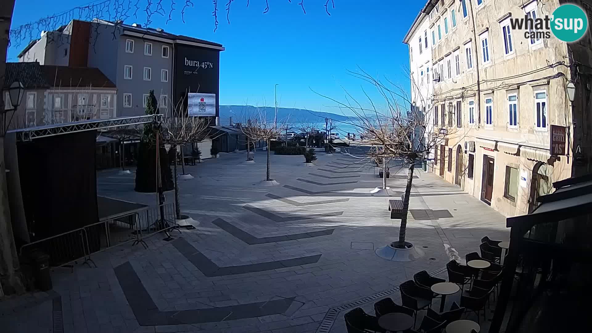 Center mesta Senj – Pavlinski trg – spletne kamere Dalmacija