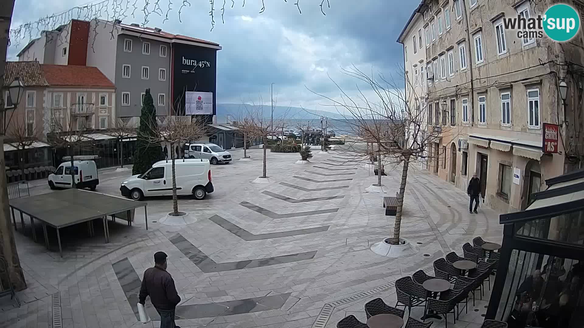 Center mesta Senj – Pavlinski trg – spletne kamere Dalmacija