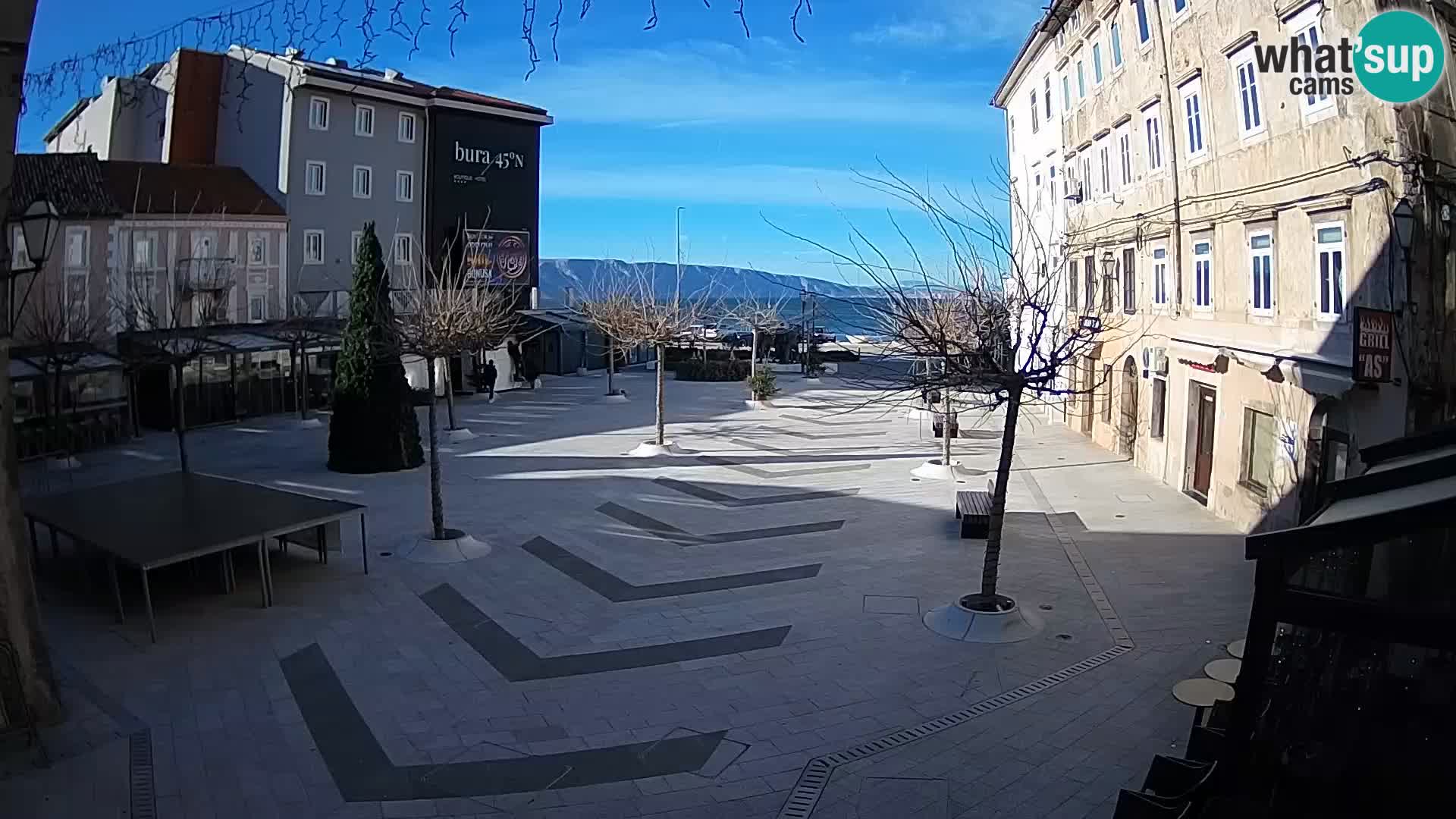 Centre de la ville de Senj – Place Pavlin – Live Cam Dalmatie