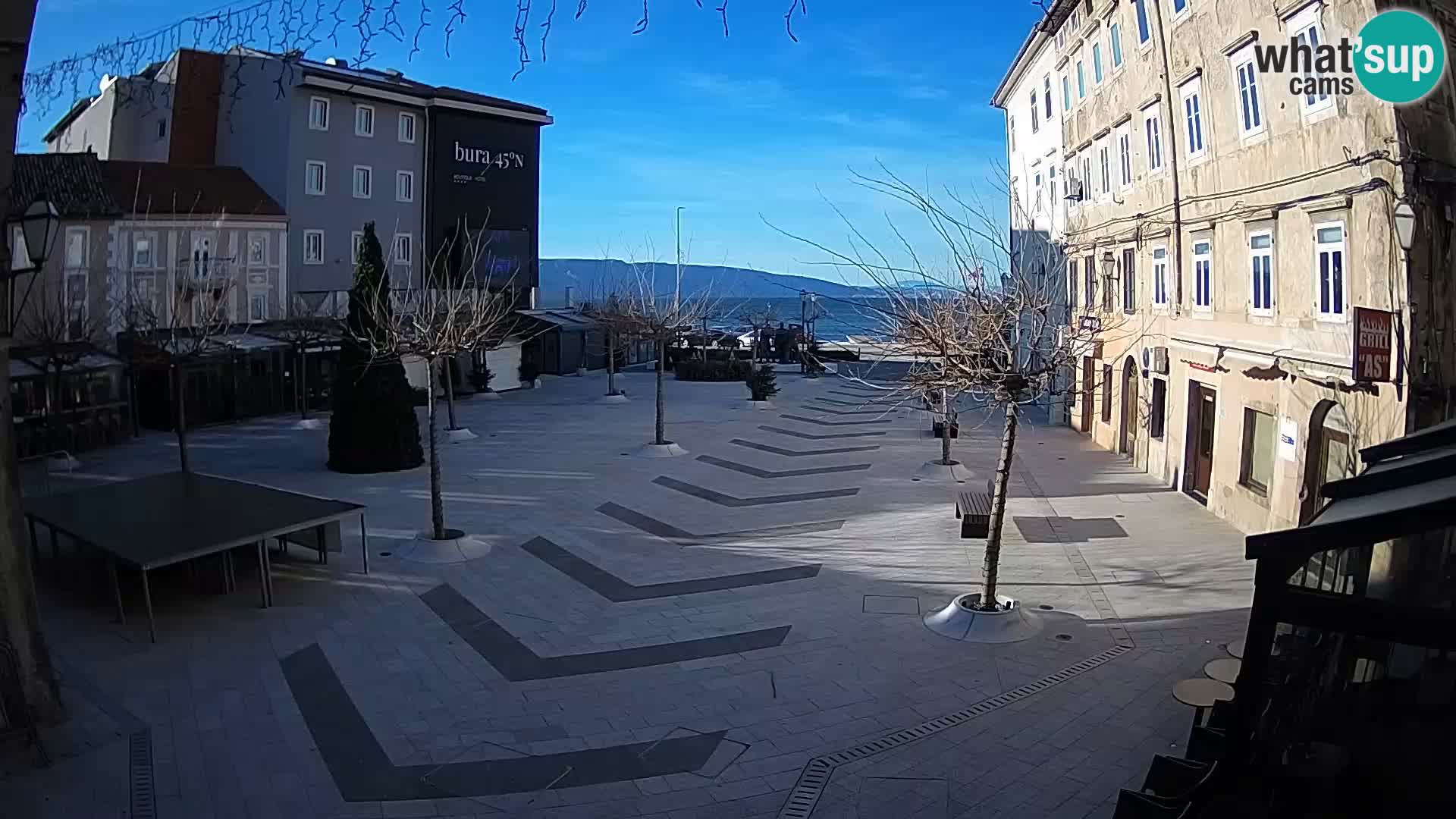 Centre de la ville de Senj – Place Pavlin – Live Cam Dalmatie