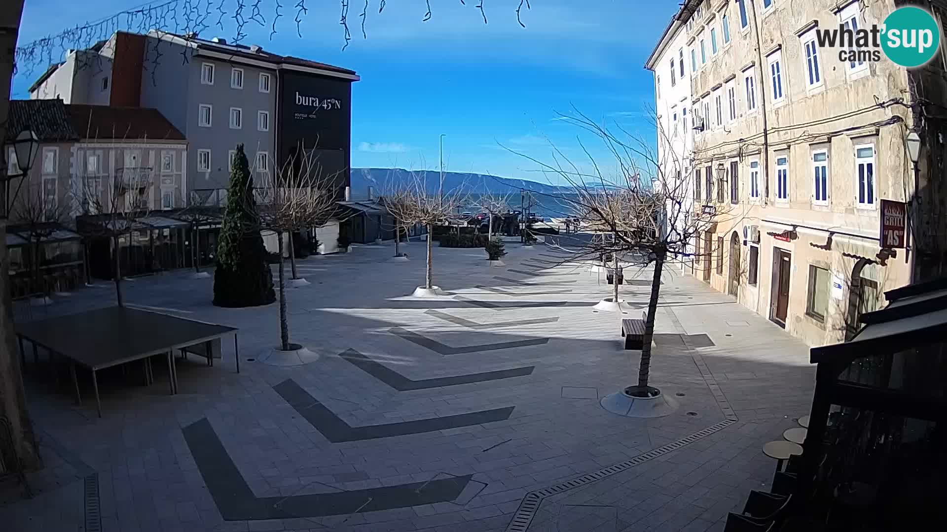 Centre de la ville de Senj – Place Pavlin – Live Cam Dalmatie