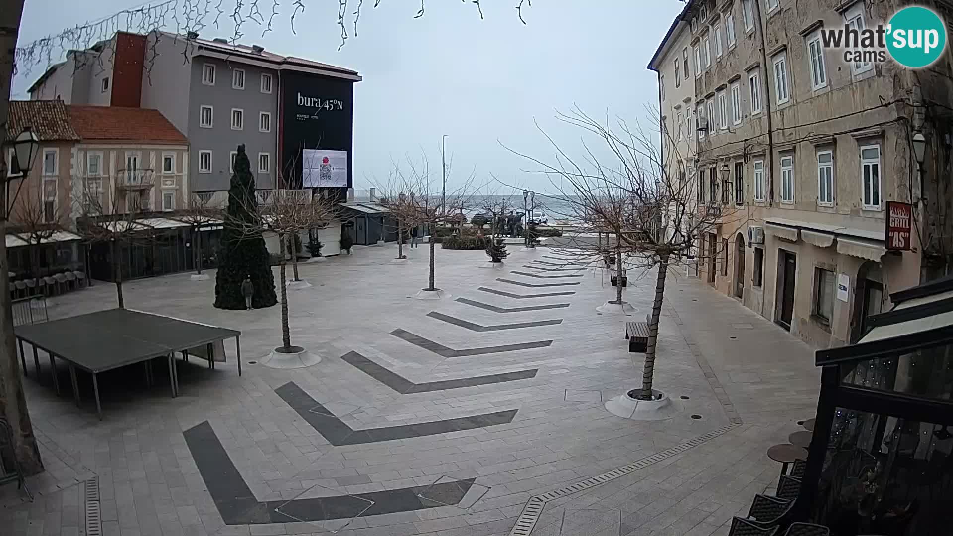 Centre de la ville de Senj – Place Pavlin – Live Cam Dalmatie