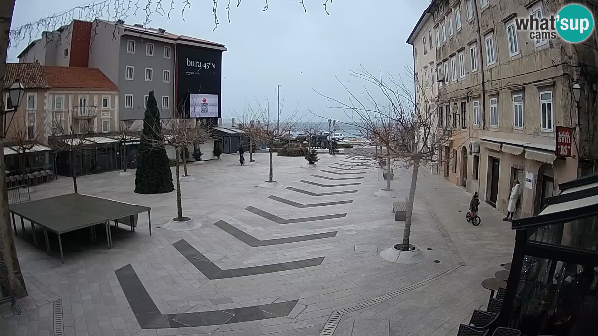 Centre de la ville de Senj – Place Pavlin – Live Cam Dalmatie