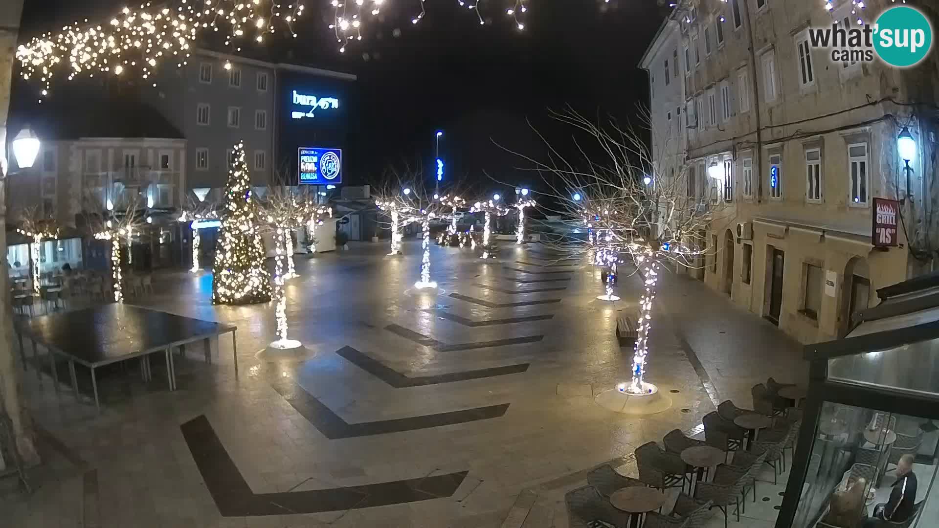 Zentrum der Stadt Senj – Pavlin platz – Live Cam Dalmatia