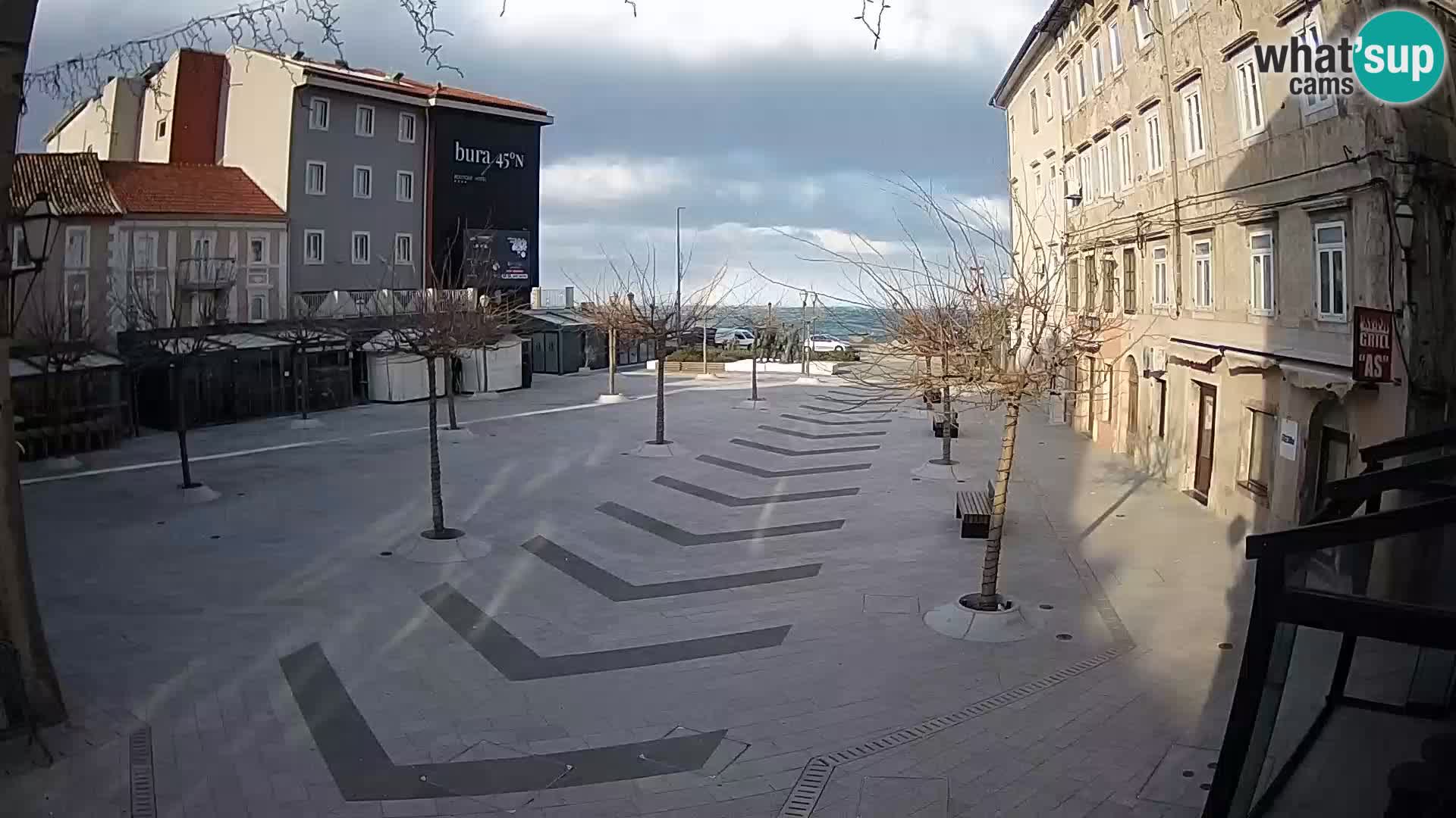 Centre de la ville de Senj – Place Pavlin – Live Cam Dalmatie