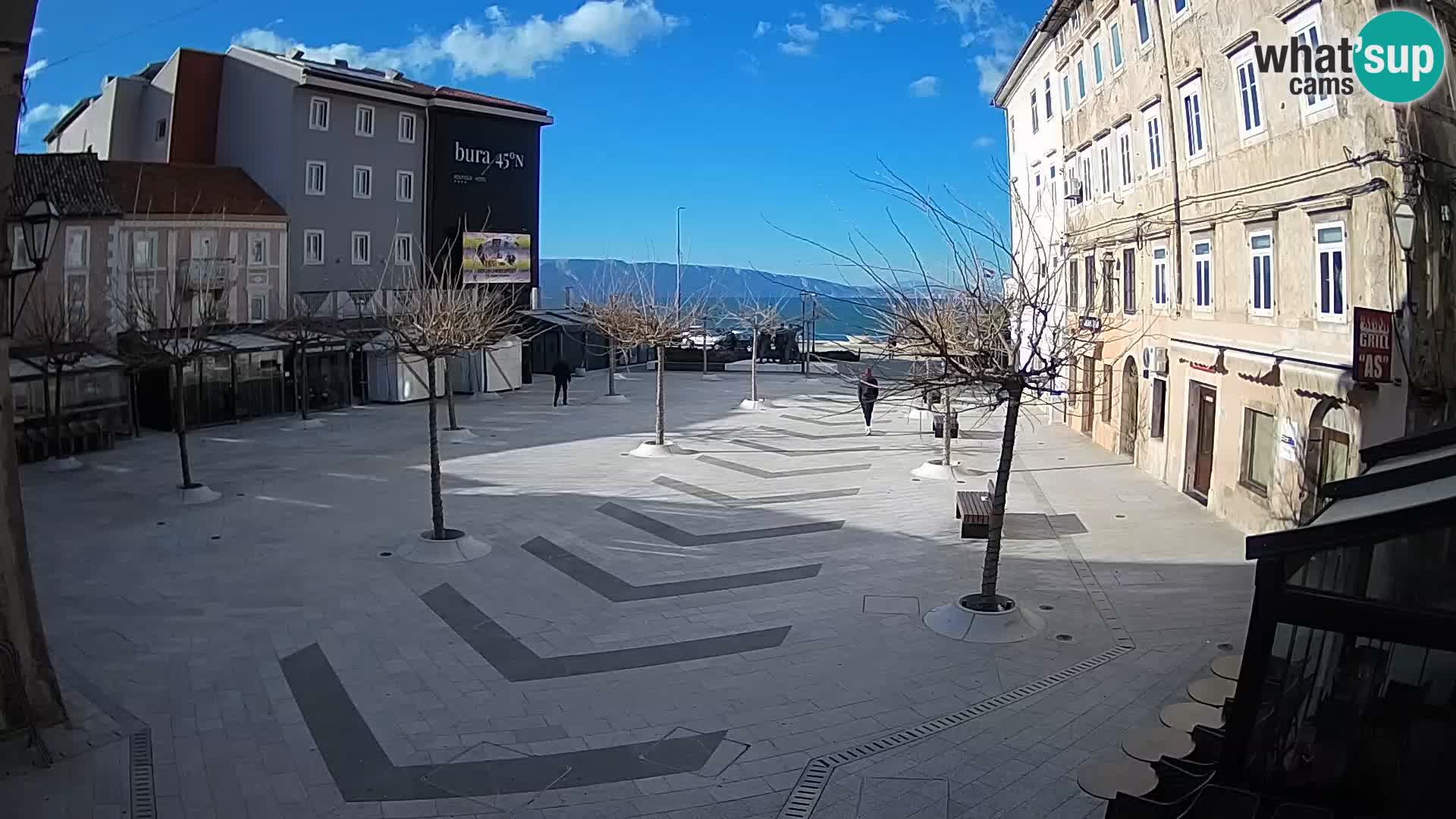 Center of Senj city – Pavlin square – Live Cam Dalmatia