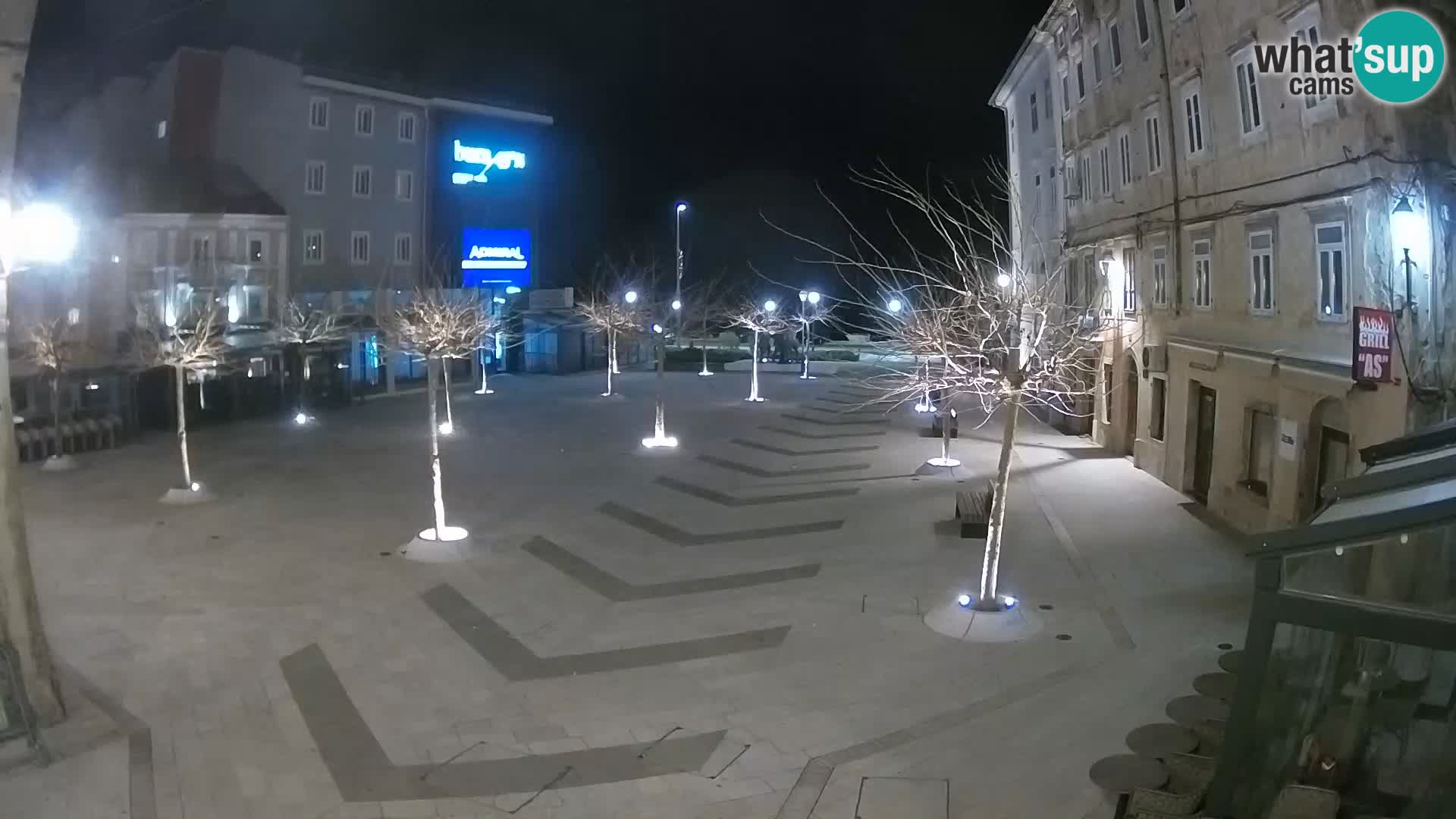 Zentrum der Stadt Senj – Pavlin platz – Live Cam Dalmatia