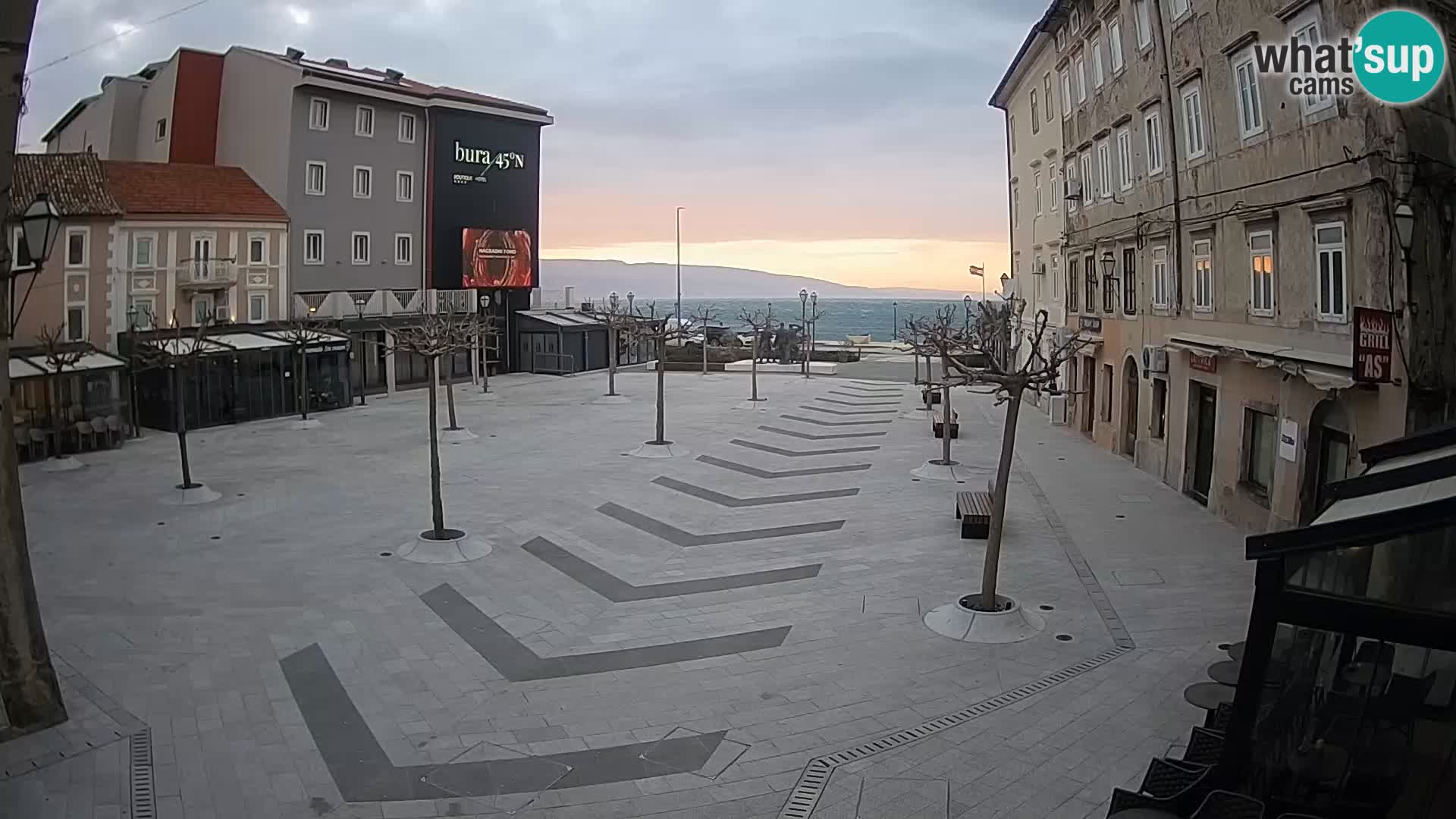 Centre de la ville de Senj – Place Pavlin – Live Cam Dalmatie