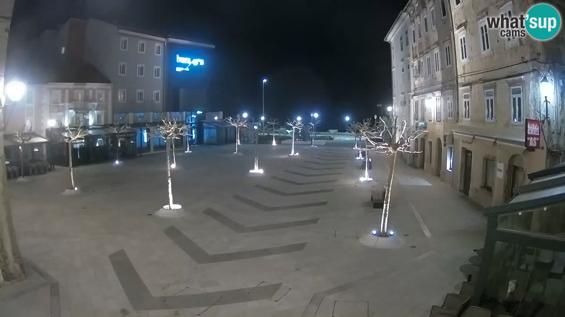 Zentrum der Stadt Senj – Pavlin platz – Live Cam Dalmatia