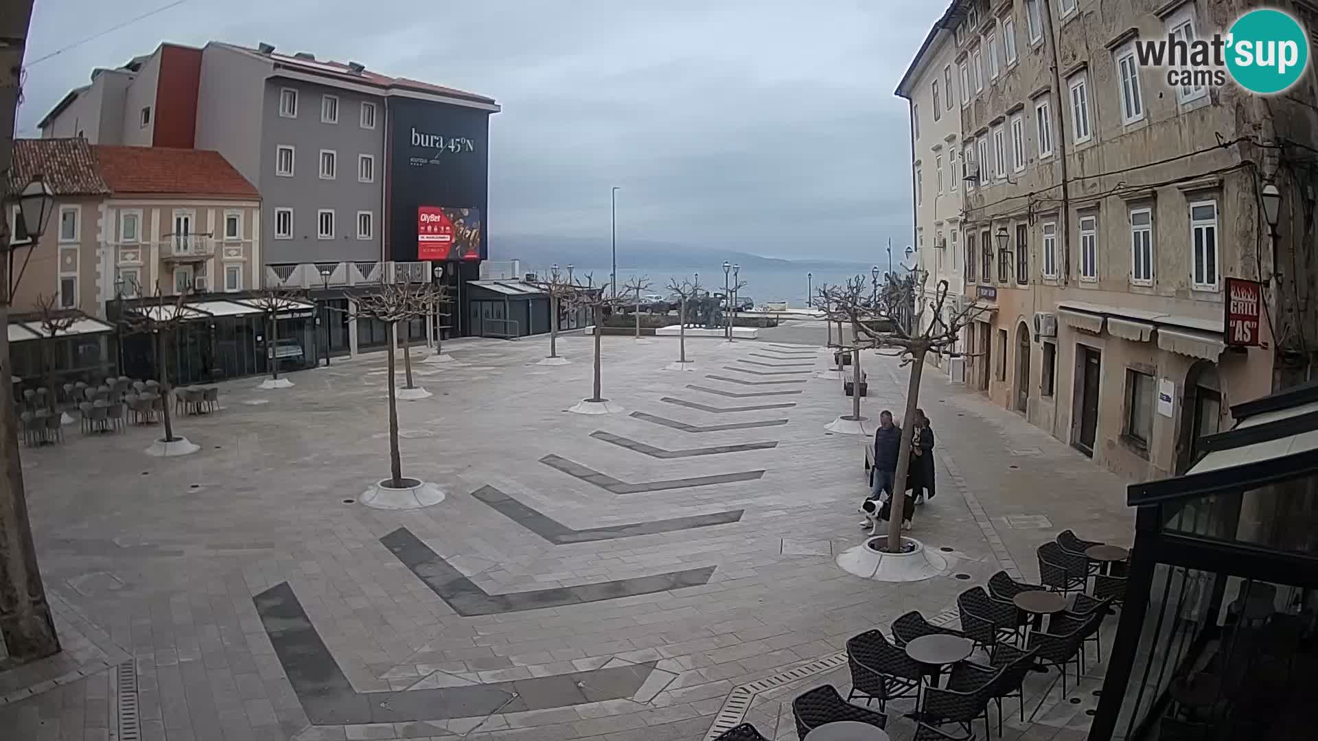 Center of Senj city – Pavlin square – Live Cam Dalmatia