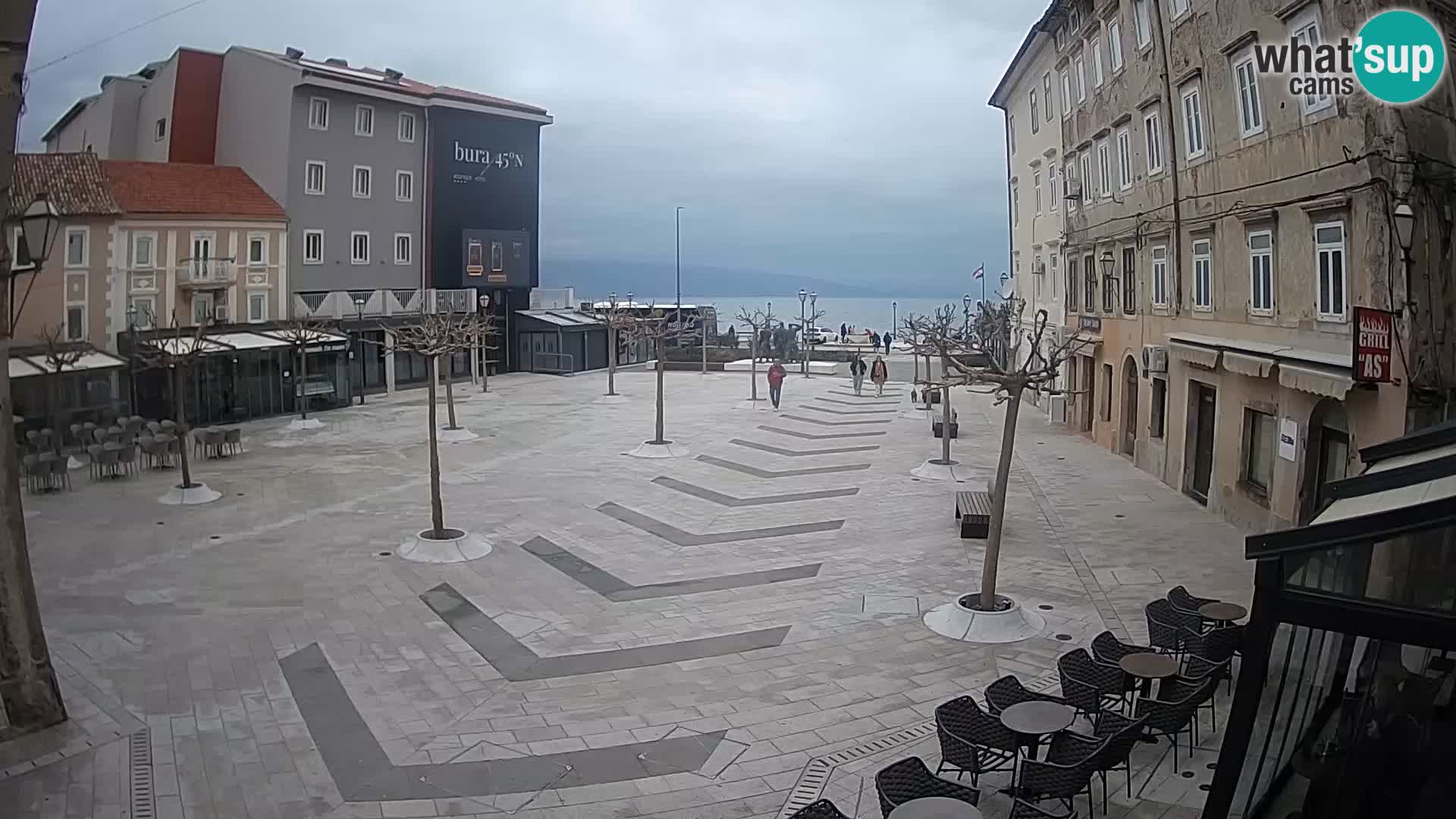 Centro de la ciudad de Senj – plaza Pavlin – Live Cam Dalmacia