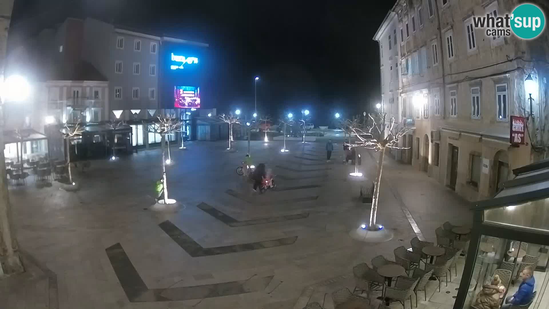 Zentrum der Stadt Senj – Pavlin platz – Live Cam Dalmatia