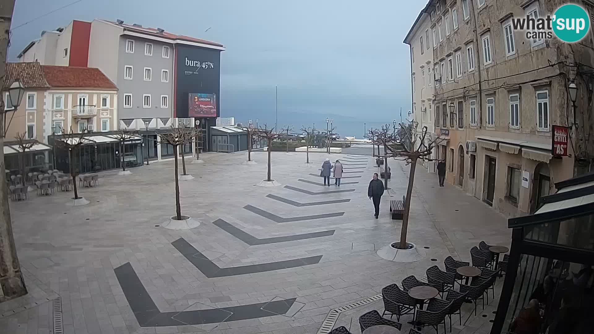 Centro de la ciudad de Senj – plaza Pavlin – Live Cam Dalmacia