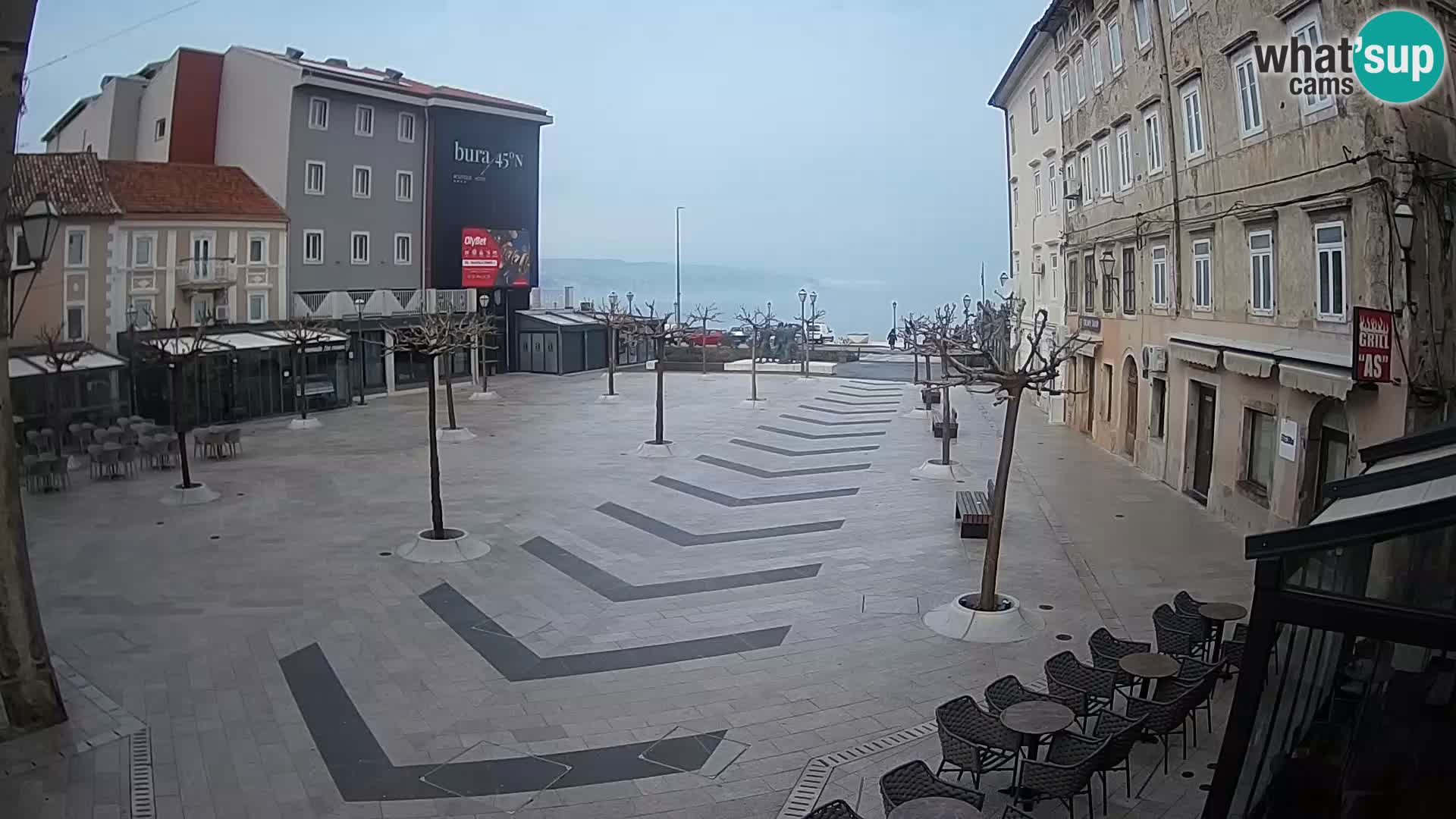 Centro de la ciudad de Senj – plaza Pavlin – Live Cam Dalmacia